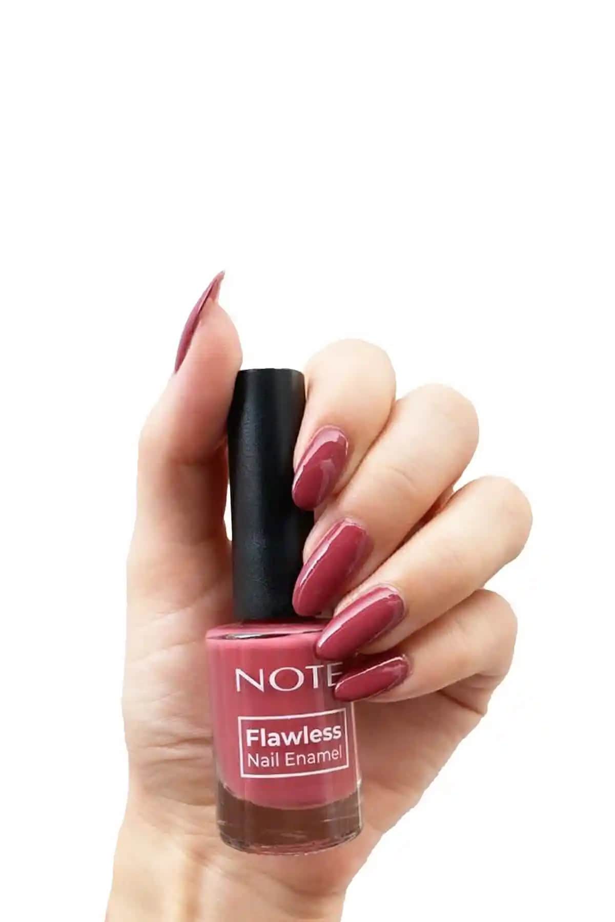 Note Cosmetics Nail Flawless Oje 81 Dark Rose Pembe, parlak ve dayanıklı tırnaklar için ideal seçim
