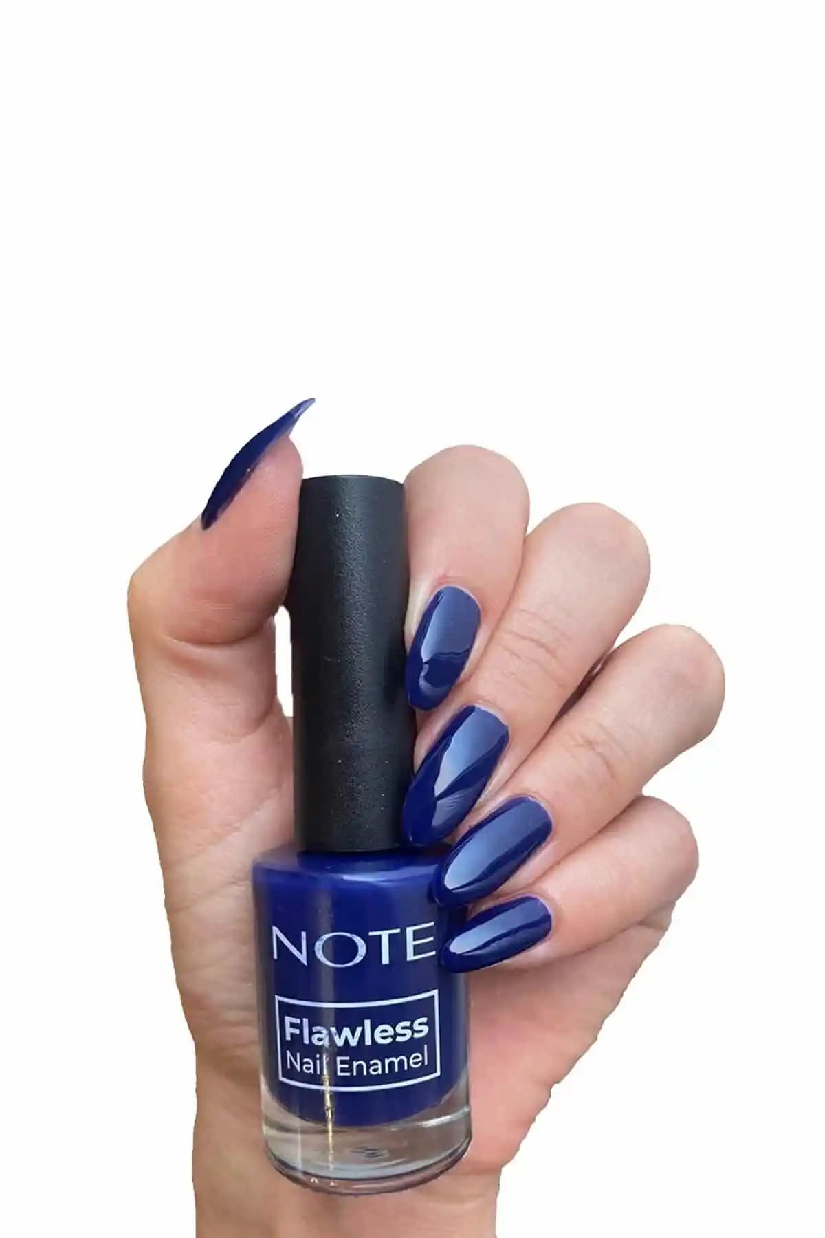 Note Cosmetics Nail Flawless Serisi 15 Sailing Away Mavi Tonu Hızlı Kuruyan Güvenli Oje