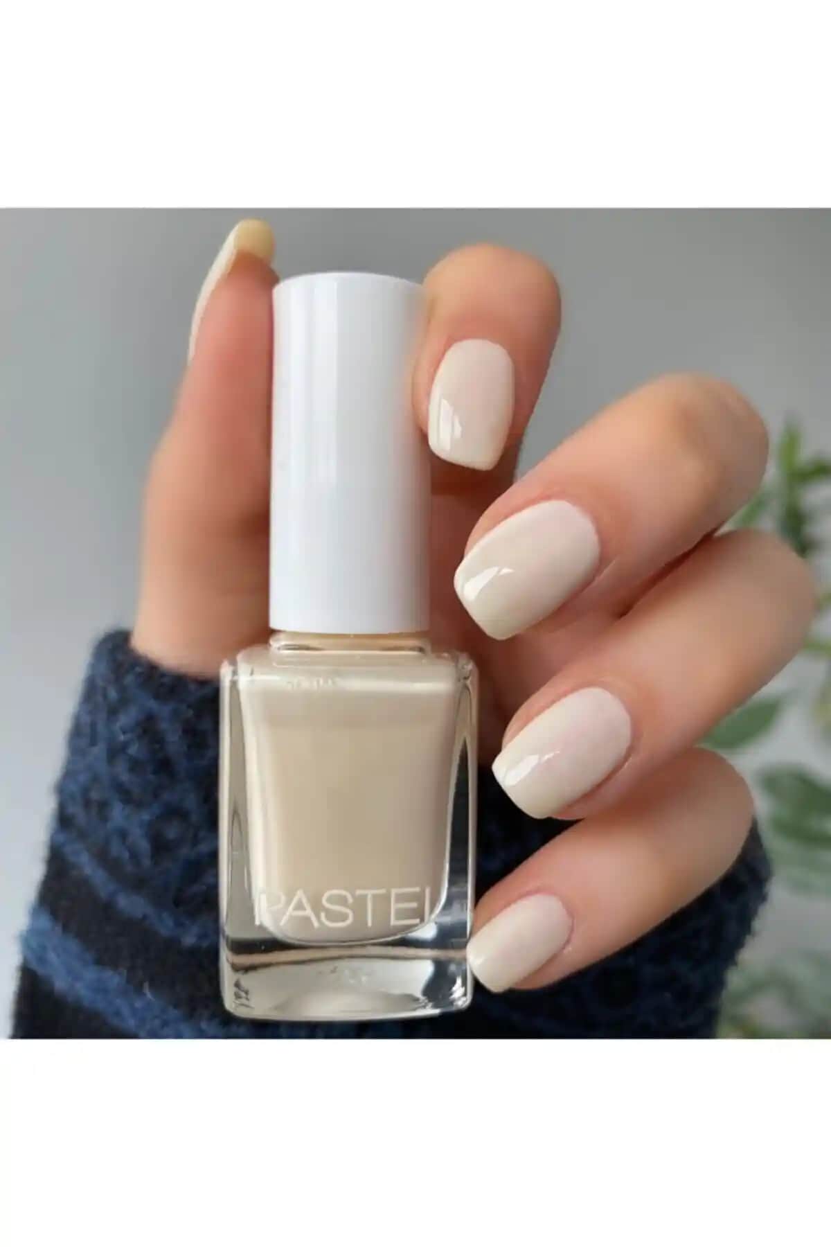 Pastel Oje 27 ve No: 607 Karşılaştırması: Renk, Görünüm ve Kullanıcı Yorumları