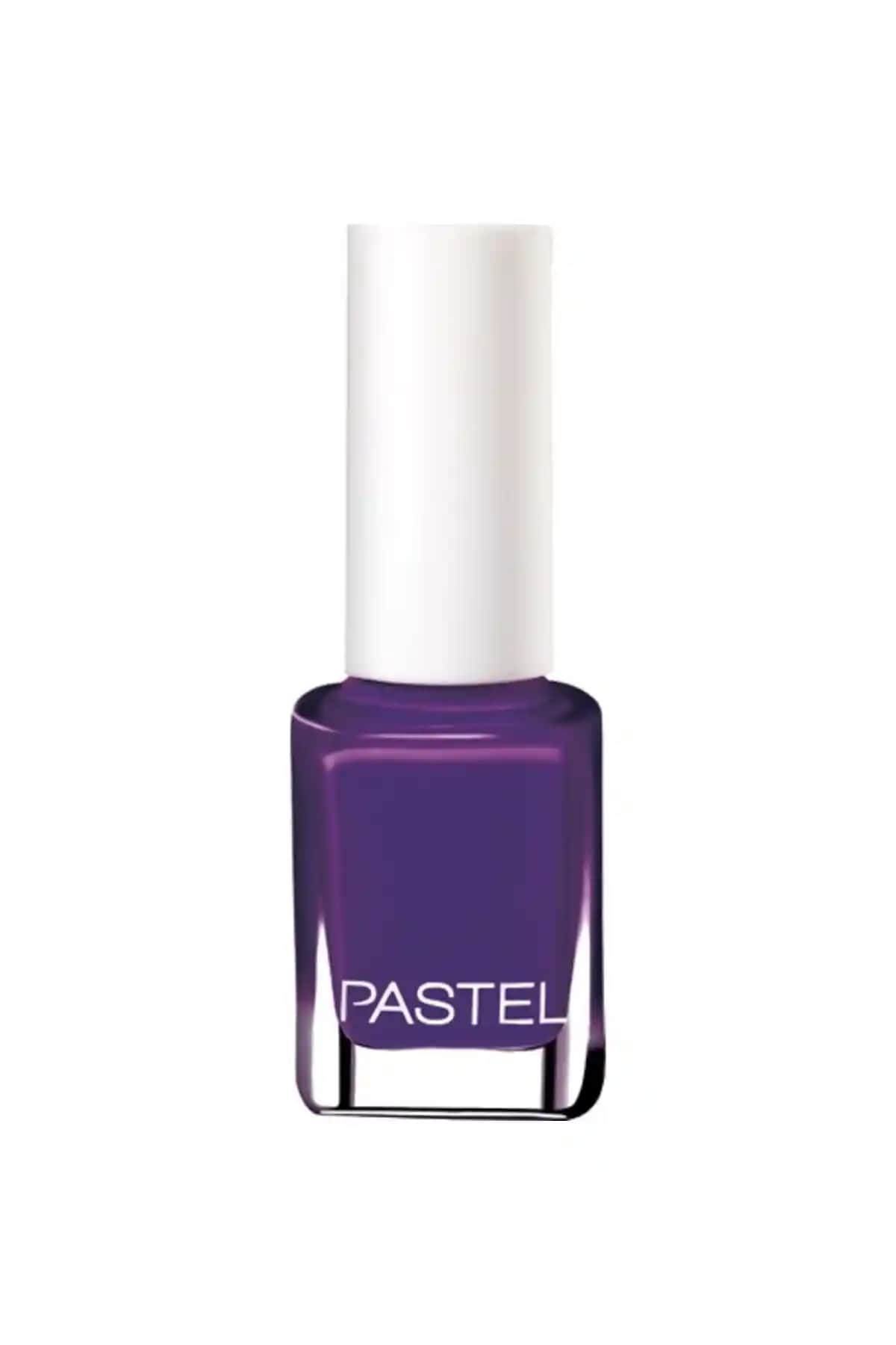 Pastel Oje 49 Beyaz Mat Renk ile Kaliteli ve Uzun Süre Dayanan Tırnak Bakımı