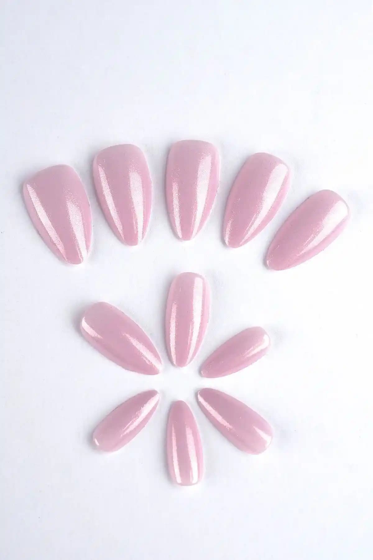 POP Beauty Takma Tırnak Seti: Şık, Kalıcı ve Kolay Kullanımlı Tırnak Çözümü