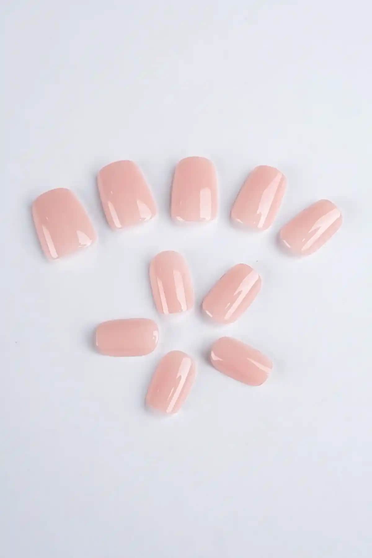 POP Beauty Takma Tırnak Seti ve Zararsız Yapıştırıcı ile Güzel ve Doğal Tırnaklar