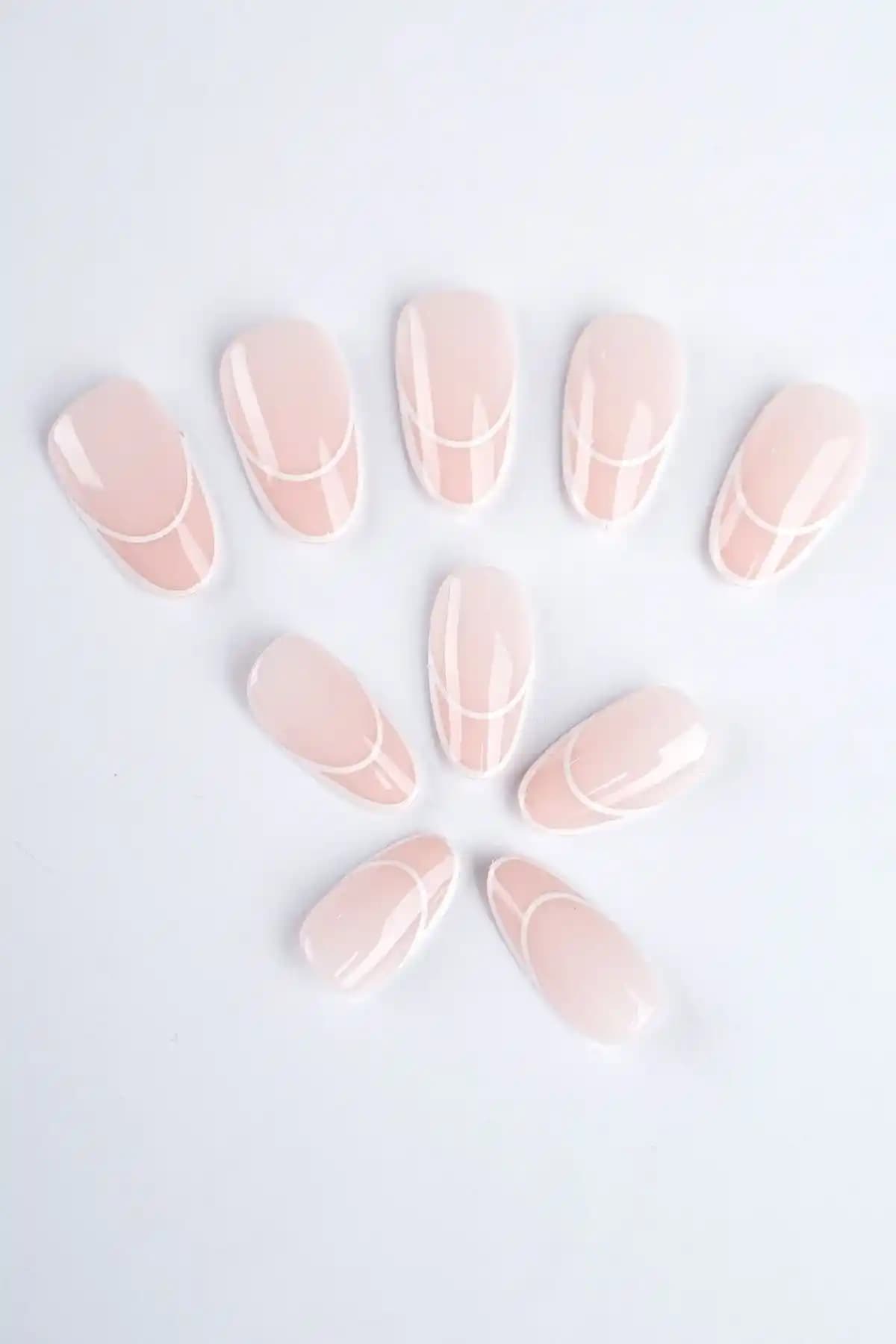 POP Beauty Takma Tırnak Seti ve Zararsız Yapıştırıcı ile Profesyonel Görünüm