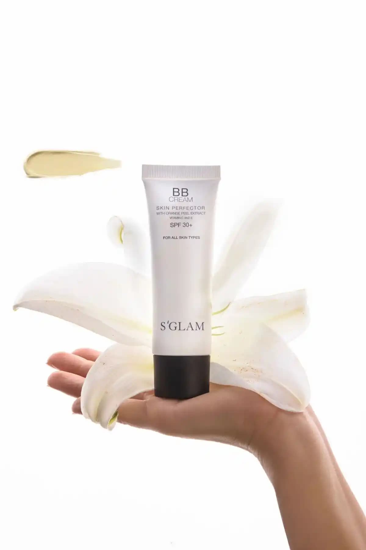 S'GLAM BB Krem SPF 30+ Extralight: Doğal Görünüm ve Güneş Koruması Sunan Makyaj Kremi