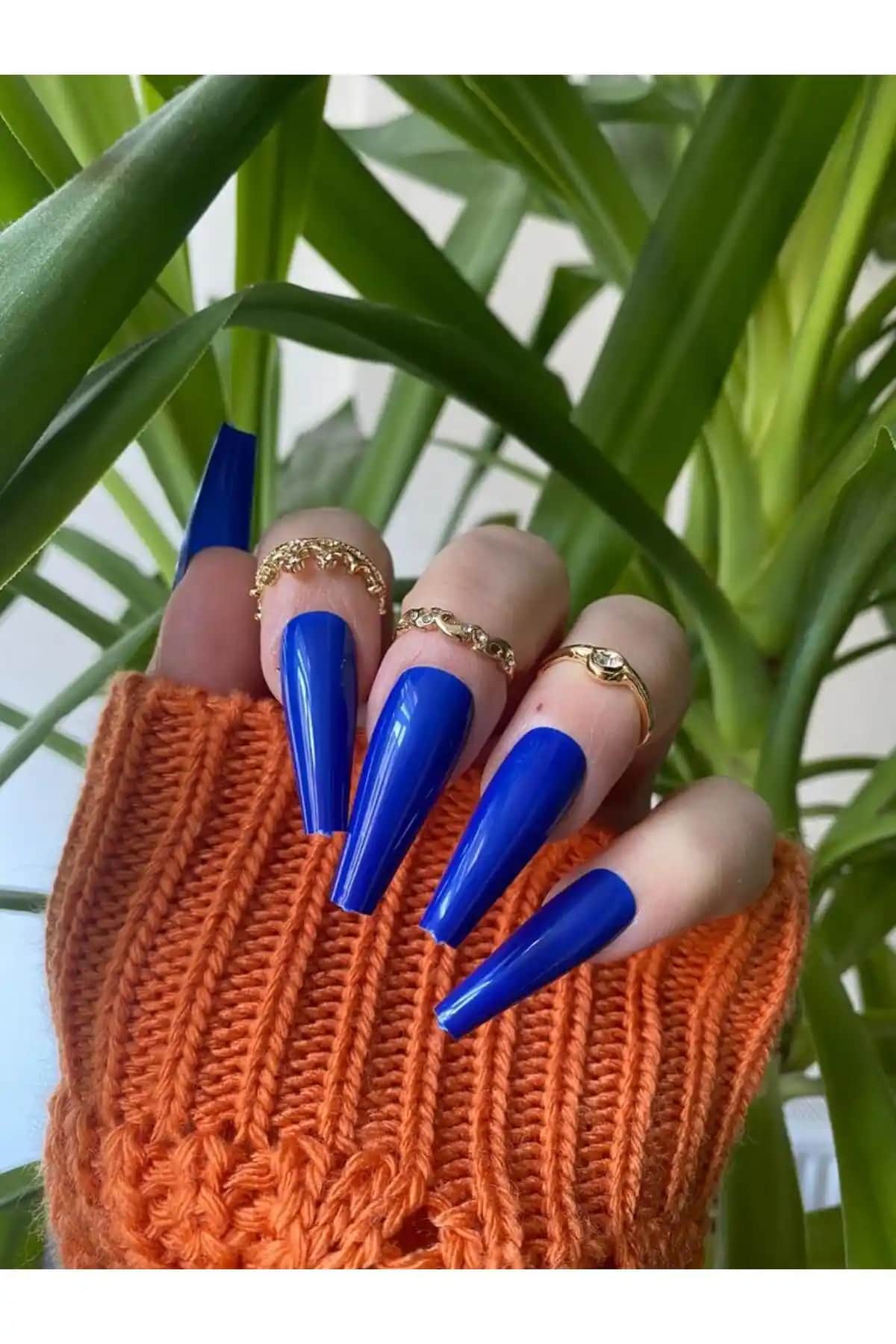 SYBELLE Kozmetik Lacivert Balerin Takma Tırnaklar Estetik ve Kullanışlı Tasarım