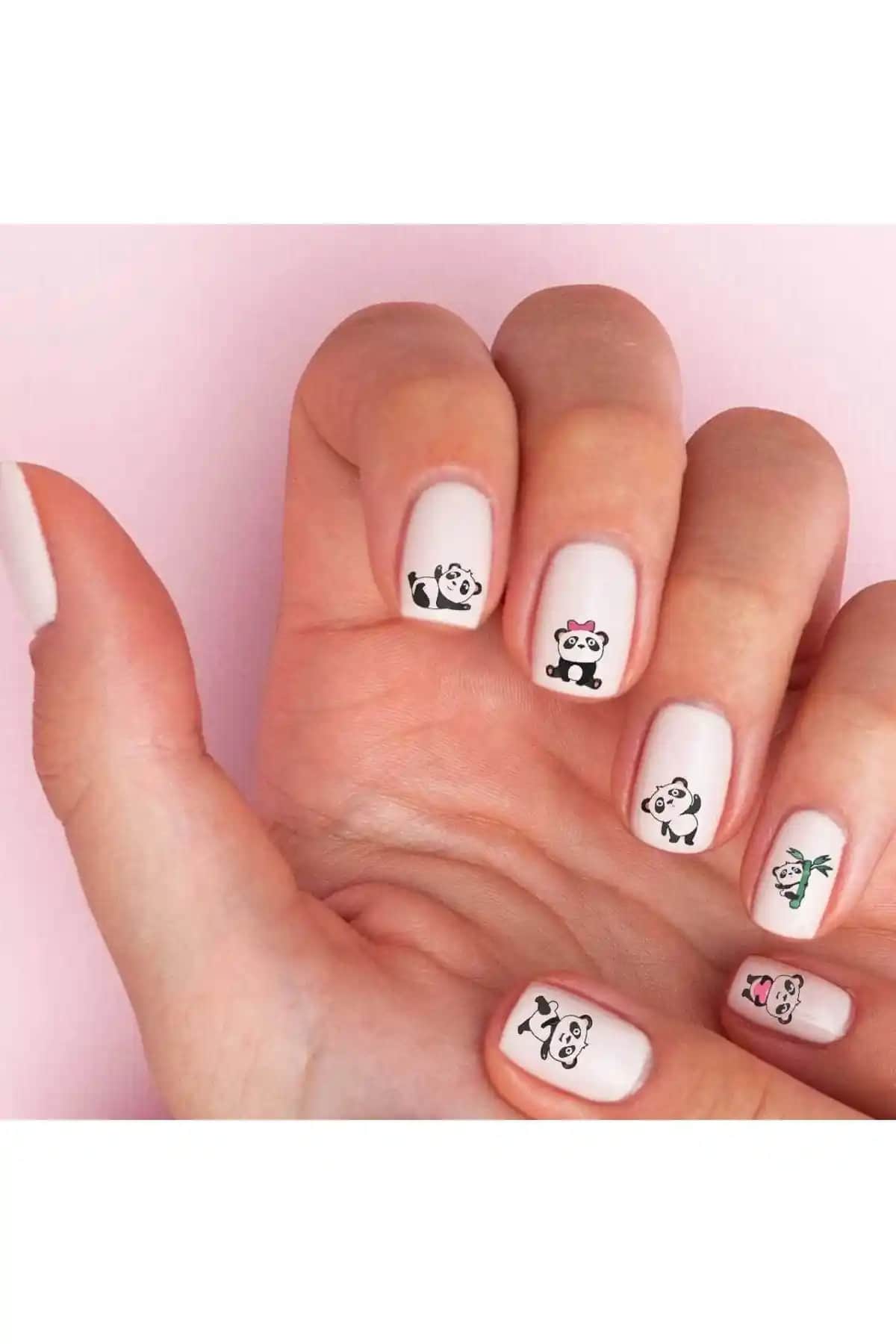 Tırnak Süsleme Ürünleri Karşılaştırması: Artikel Panda Dövmesi ve POP Beauty Sticker