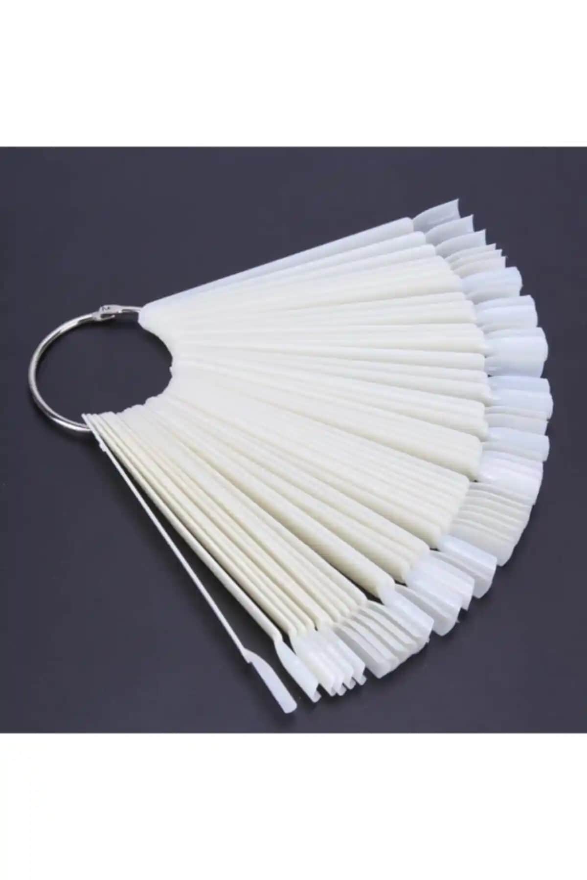 Venalisa 50'li Anahtar Kartela Oje Seti Doğal Renkler ve Yüksek Kaliteyle Sunulur