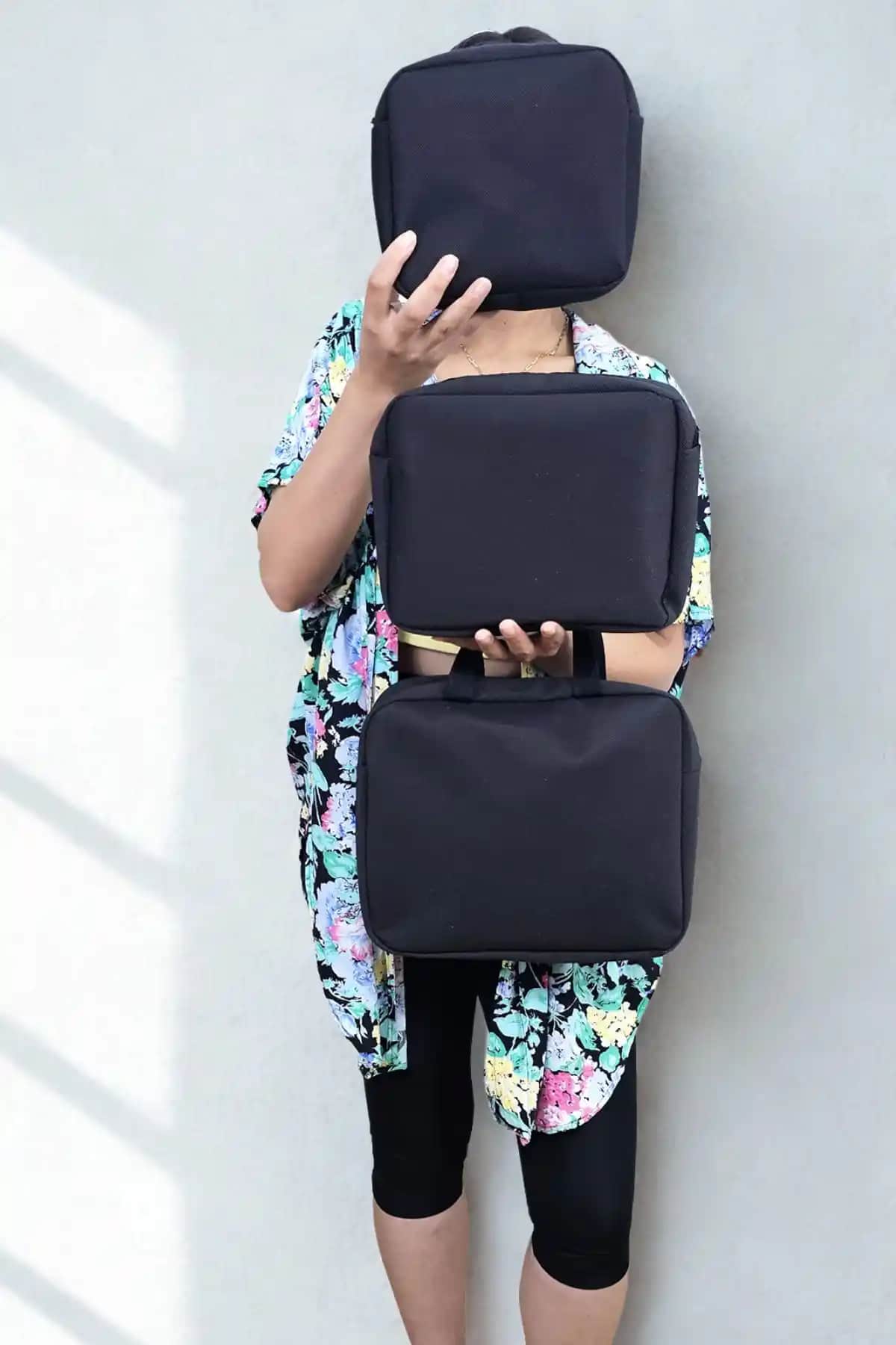 Woys Bags Siyah 3'lü Makyaj ve Seyahat Çantası Seti Uygun Fiyatlı ve Dayanıklı Tasarım