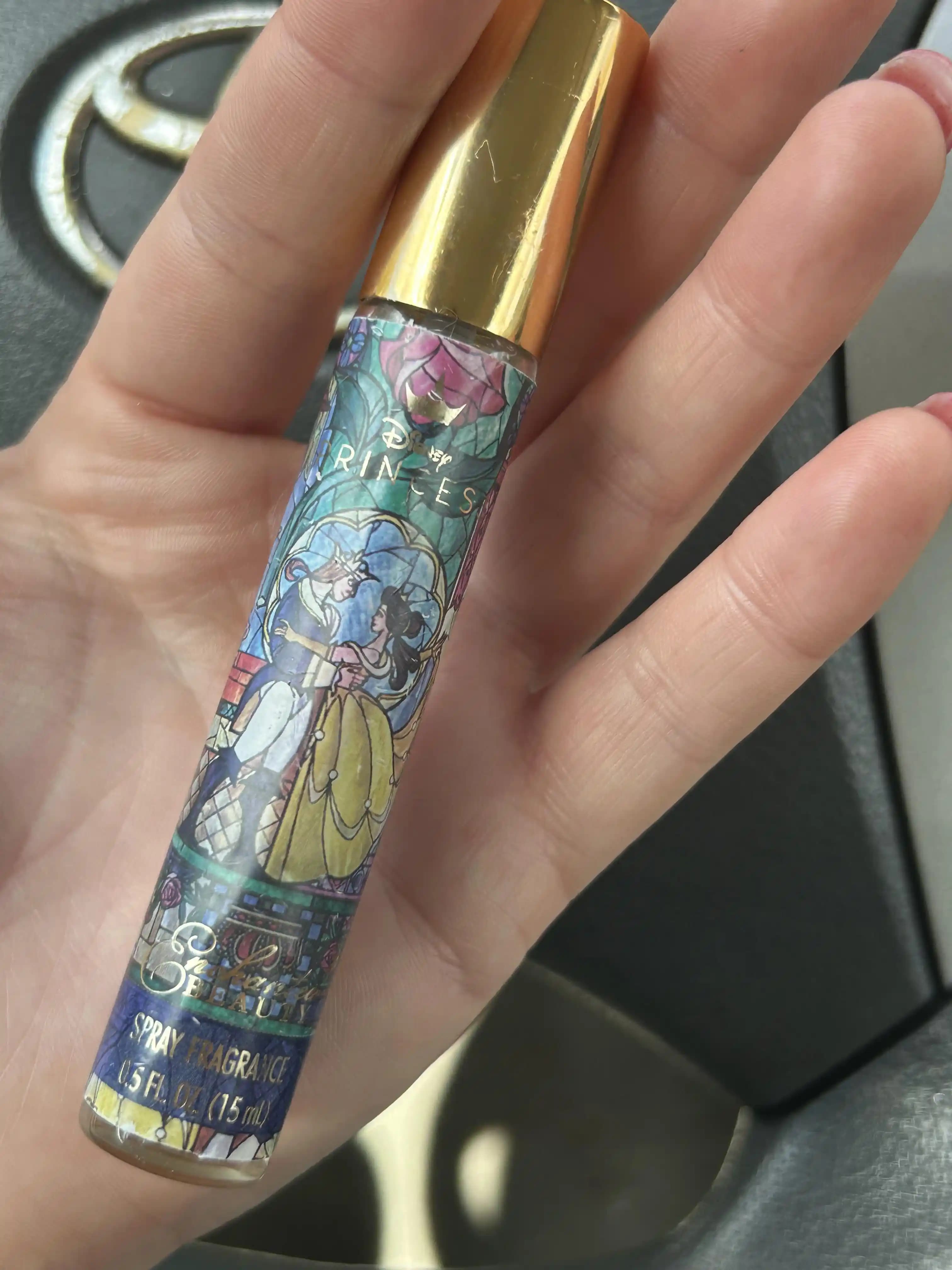 Disney Prenses Parfümü ve Benzer Kokular: Orijinal ve Alternatif Seçenekler