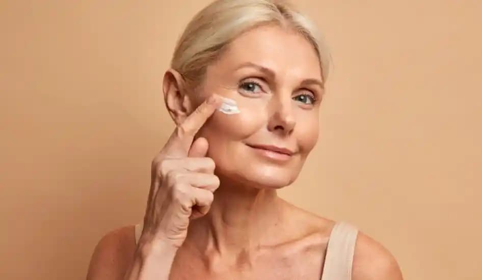 30'lu Yaşlarda Cilt Bakımı ve Gençleşme: 18-33 Yaş Arası Farklar ve Etkili Rutinler