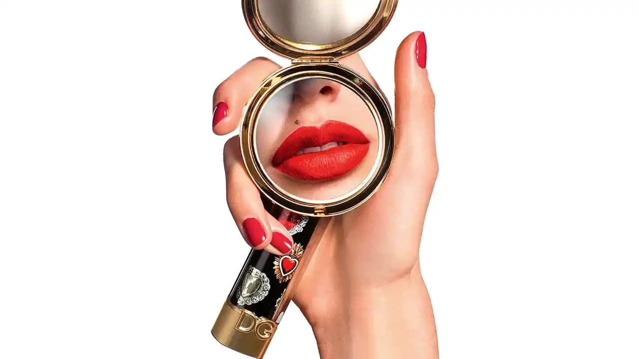 Kazara Keşfedilen Makyaj Ürünleri: Beklenmedik Favorilerin Özellikleri ve Deneyimleri