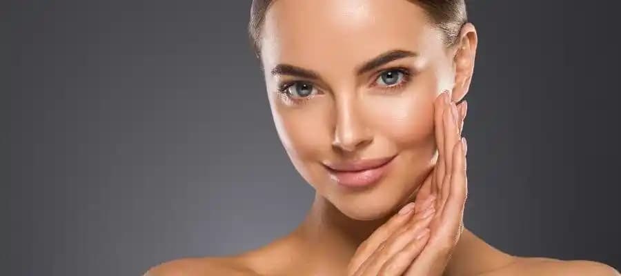 Makyaj Sonrası Ciltte Gözlemlenen İyileşmelerin Dermatolojik Nedenleri ve Etkileri