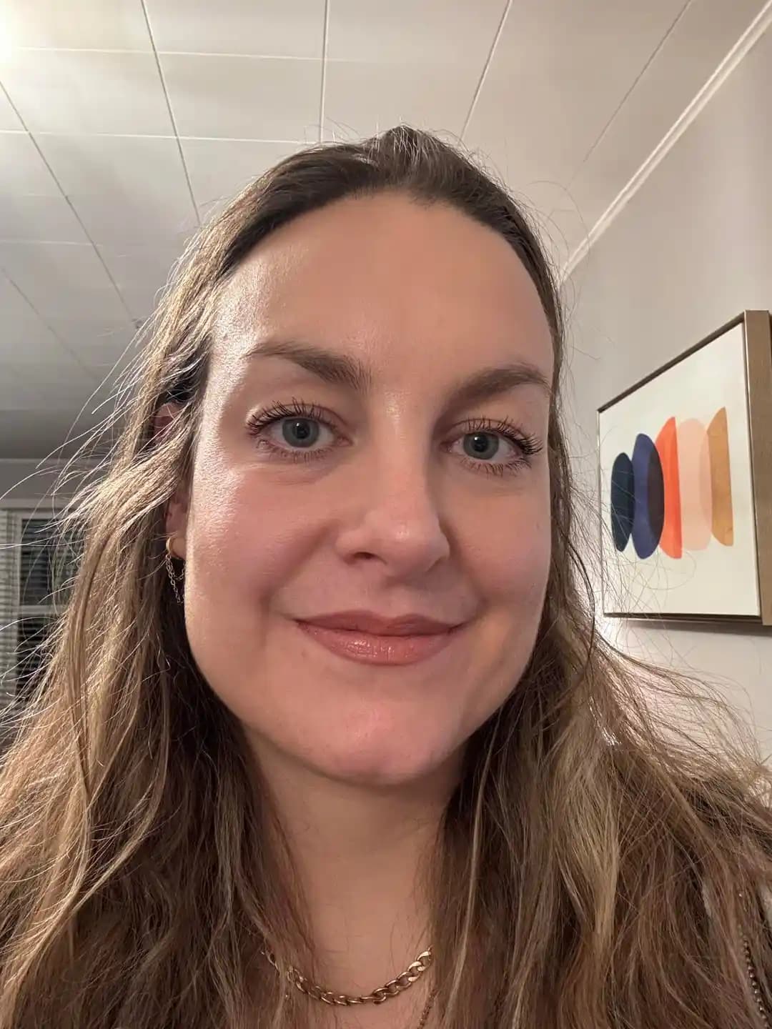 Dudak Makyajında Sıcak ve Nötr Tonların Kullanımı ve Kombinasyonları