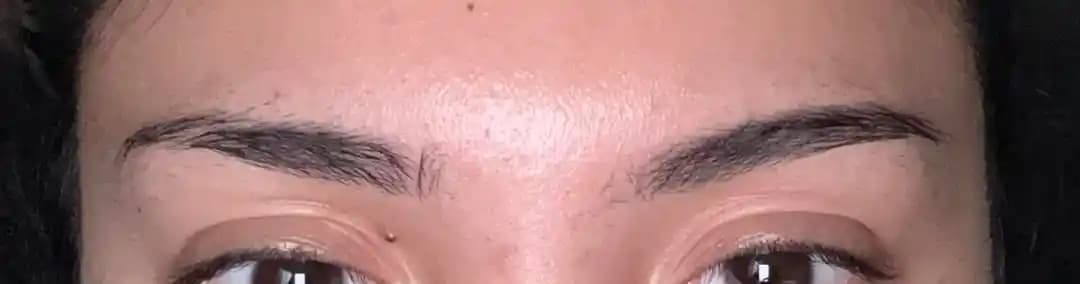 Kaşlarda Simetri Sağlama Yöntemleri ve Uzmanların Doğal Yaklaşımı