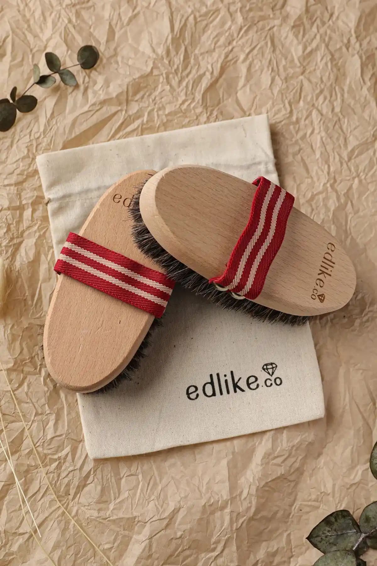 Cilt Bakımında At Kılı Fırçaları Karşılaştırması: EDLIKE ve MAR'LE Ürünlerinin Özellikleri