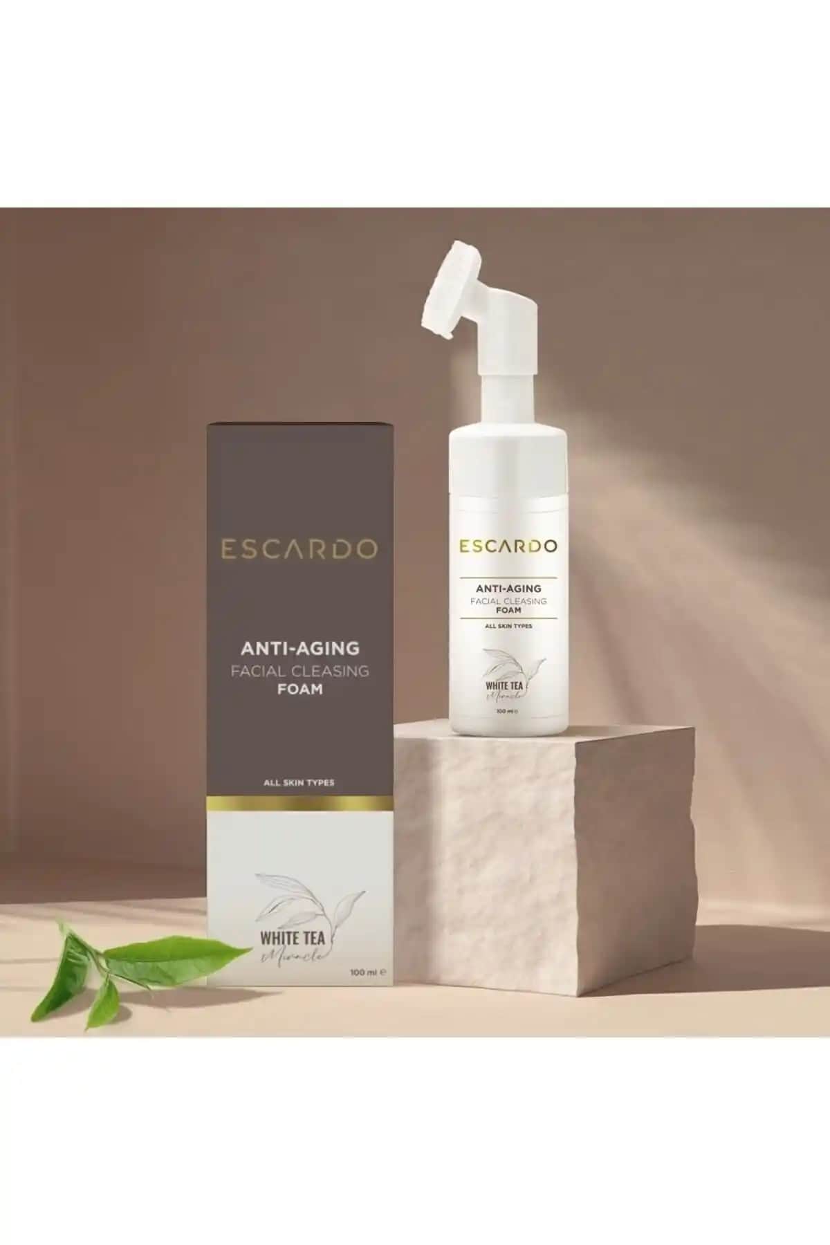 ESCARDO Antiaging Kendinden Fırçalı Yüz Temizleme Köpüğü: Doğal ve Etkili Cilt Bakımı Ürünü