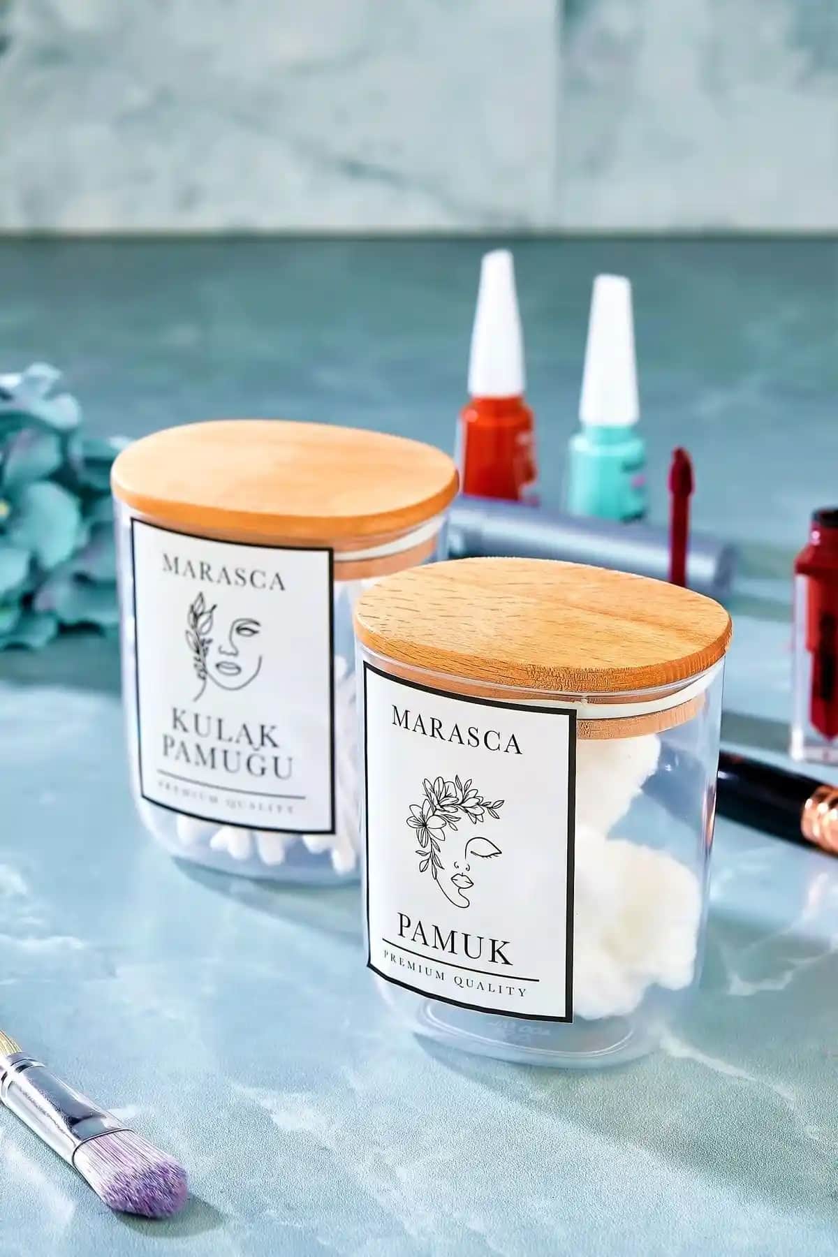 FBZhome ve zezedesing Banyo Aksesuarları Karşılaştırması ve Seçim Rehberi