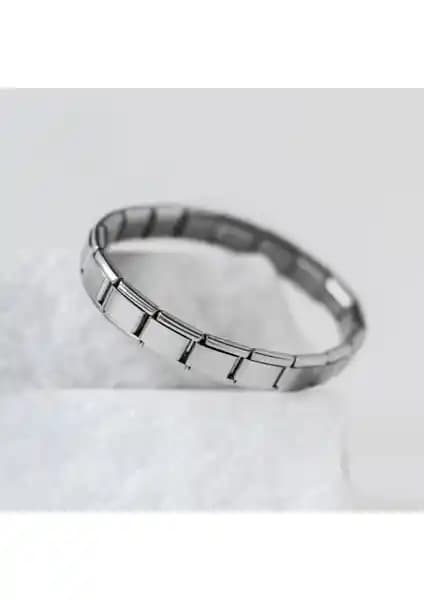 İtalyan Charm Bileklik ile Kamus Trio Enerji Taşlı Bilekliklerin Karşılaştırması