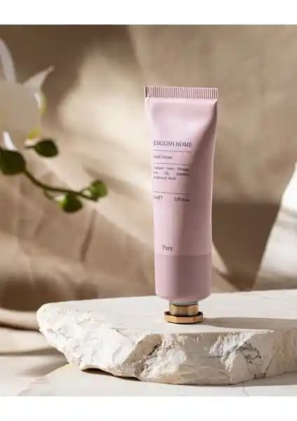 English Home Pure El Kremi: Günlük El ve Ayak Bakımı İçin Hafif ve Etkili Çözüm