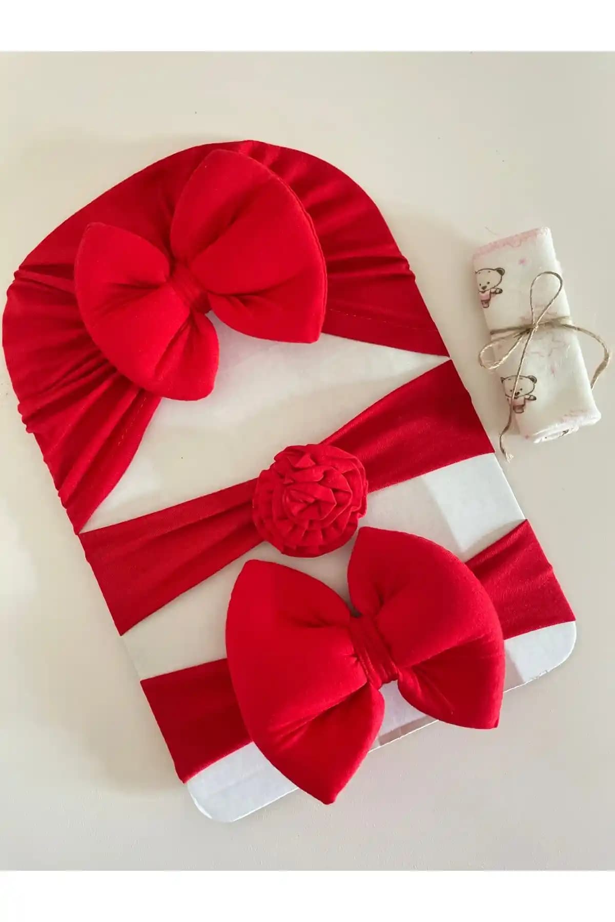 MasalBaby Kız Bebek Fiyonklu Bone Bandana Şıklık ve Konfor Sunan Pratik Bebek Aksesuarı