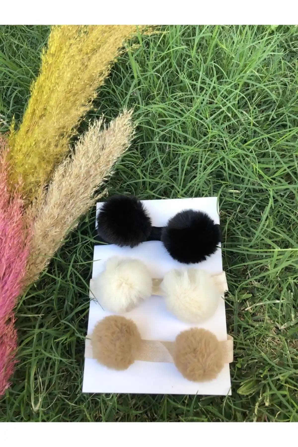 Tinystar Bebek ve Çocuk 3'lü Peluş Ponpon Bandana Seti Şıklık ve Konfor Sunar
