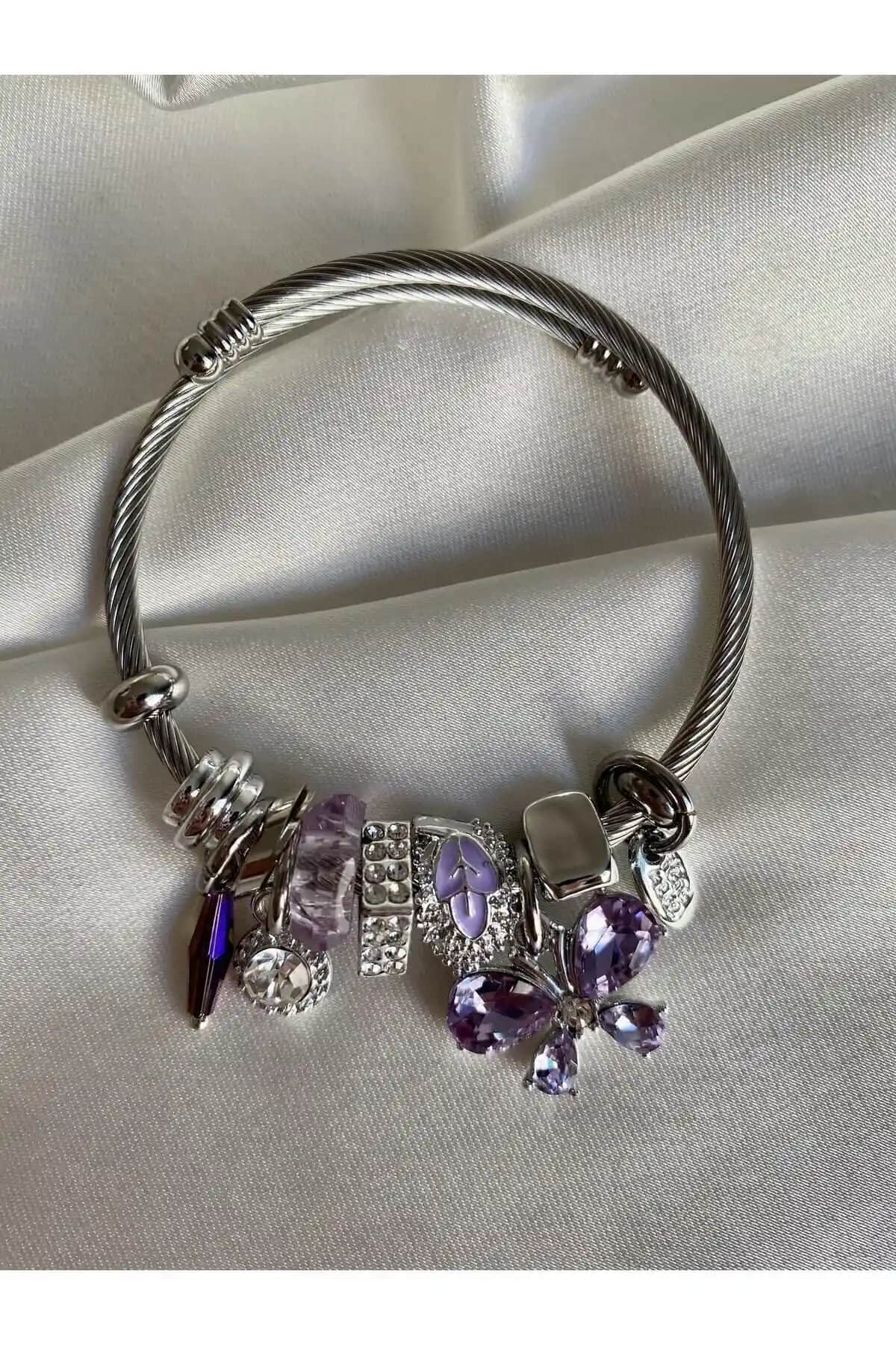 bee Çelik Bileklik ve Simay Aksesuar Çelik Charm Bileklik Karşılaştırması