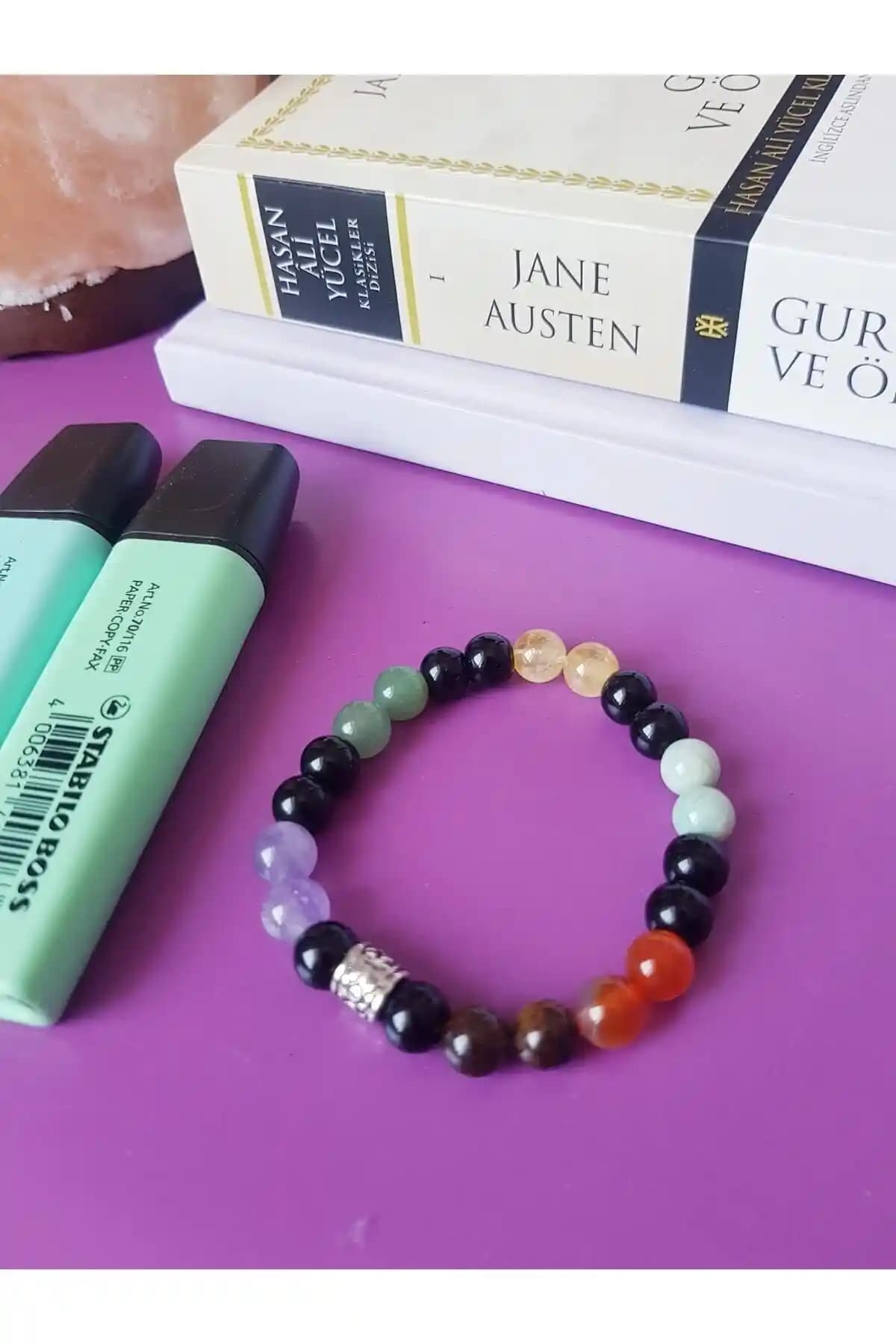 Berce Butik ve Gezegenler Bilekliği Karşılaştırması: Hangi Takı Sizin İçin Uygun