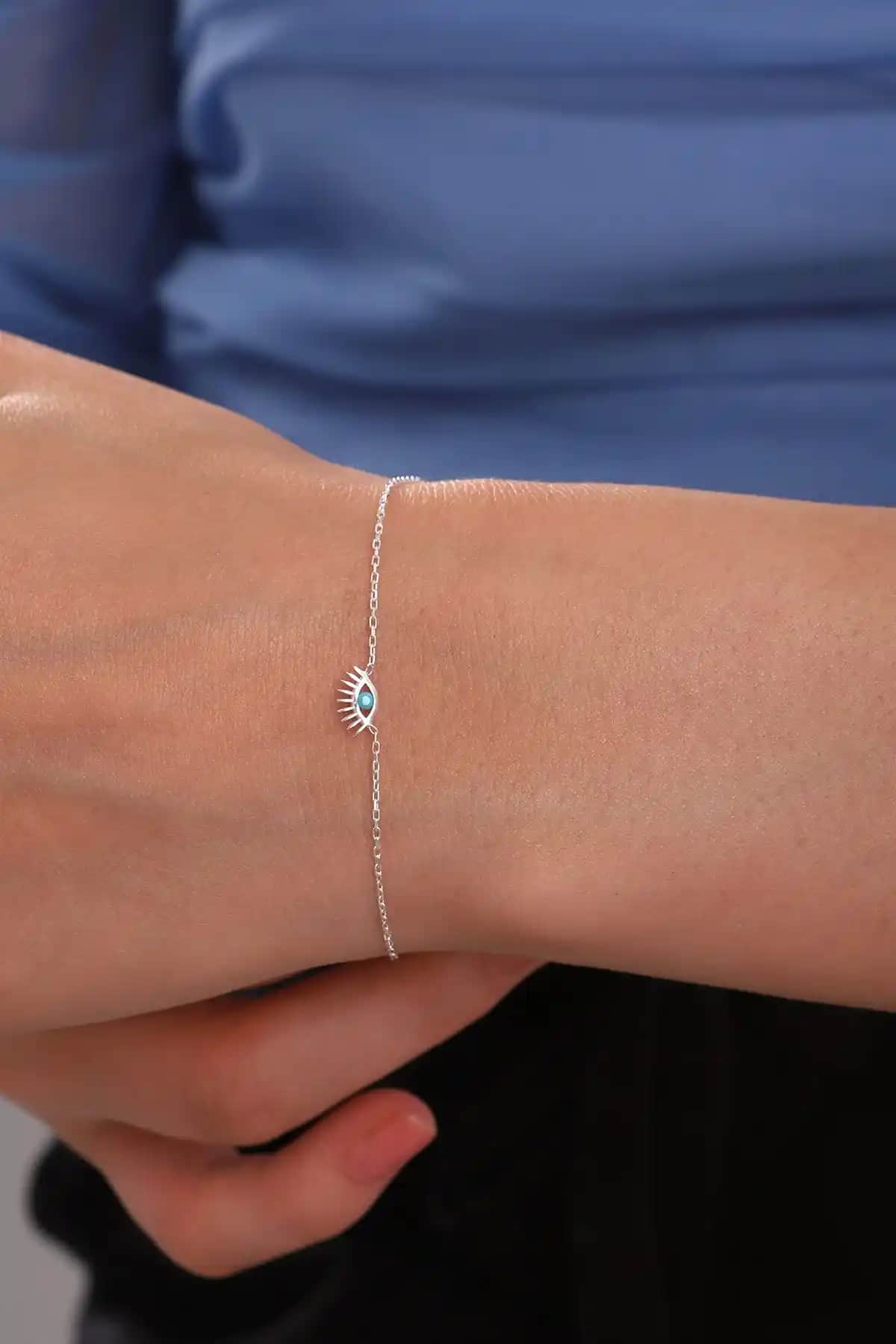 Bilsen Store ve Lovera Jewellery 925 Ayar Gümüş Bileklik Karşılaştırması