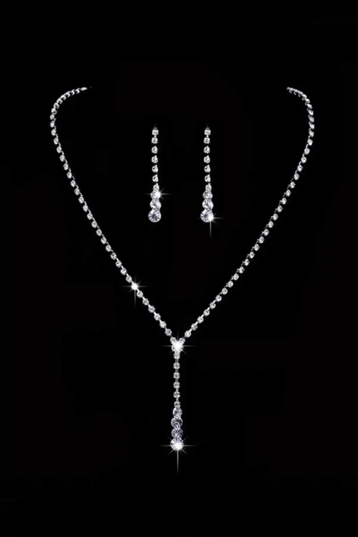 Chavin Düğün Nişan Kına Damla Taşlı Kolye ve Küpe Setleri Karşılaştırması