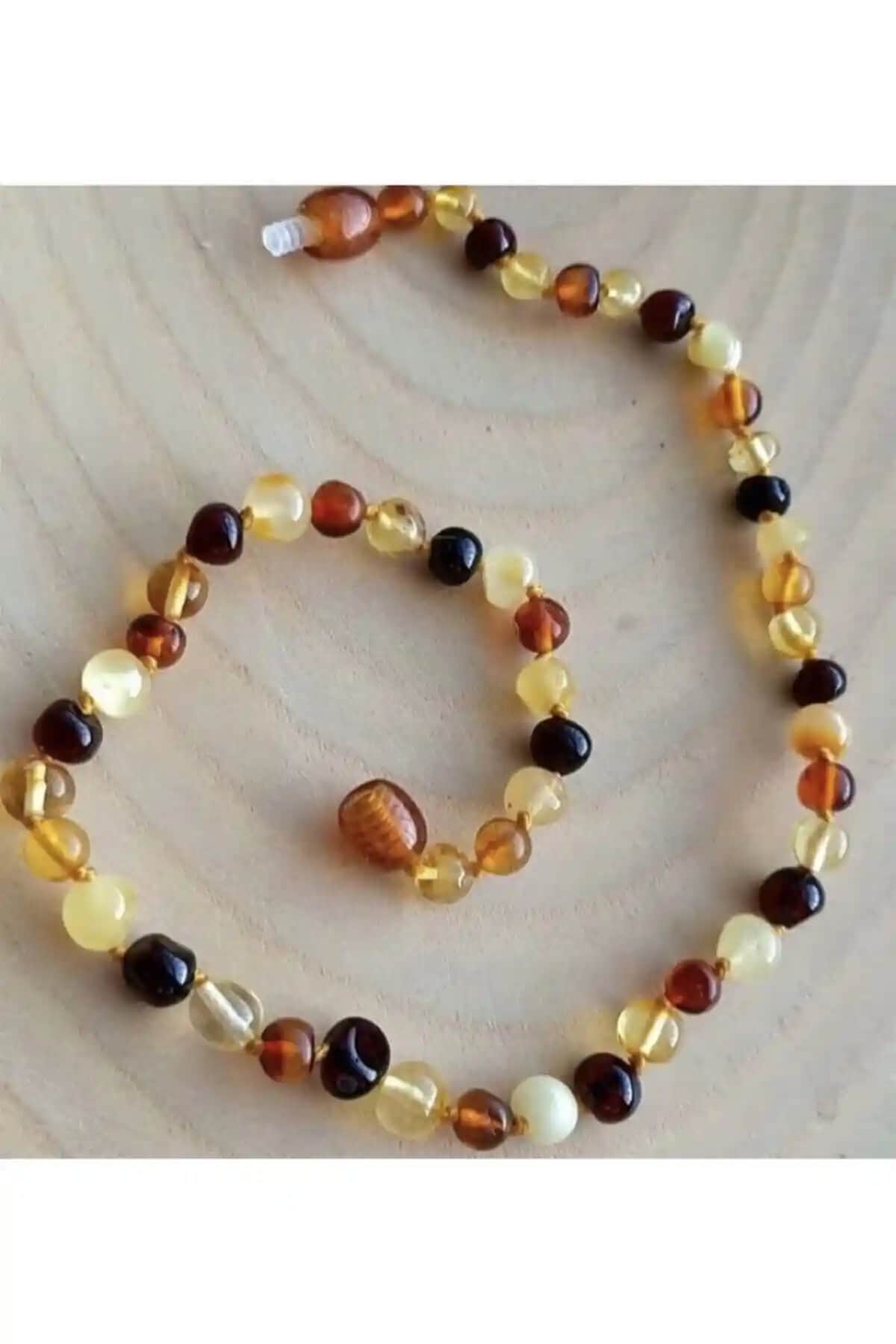 Damla Kehribar Çoklu Yetişkin Kolye Doğal Taşlarla Zarif ve Şık Tasarım