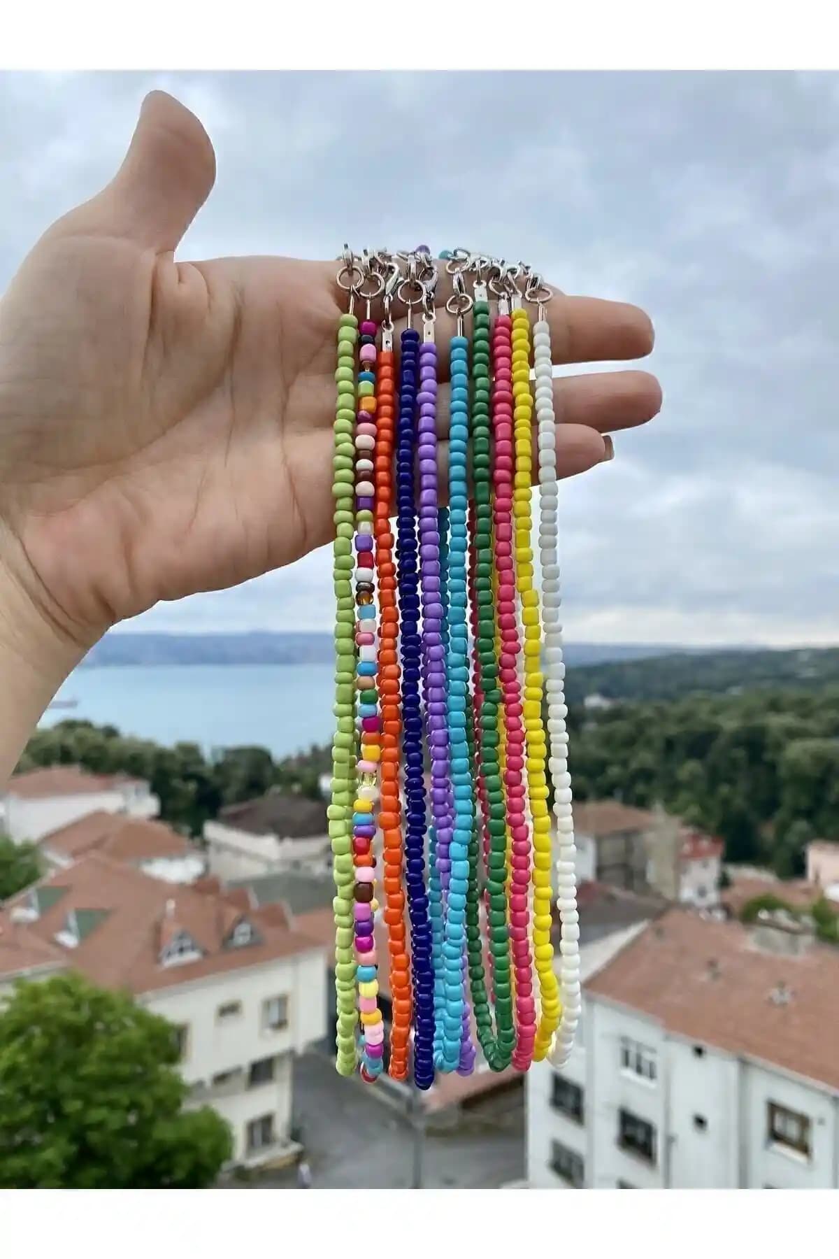 DERYA Kadın Renkli Boncuk Kolye 10'lu Set Şık ve Enerjik Tasarım