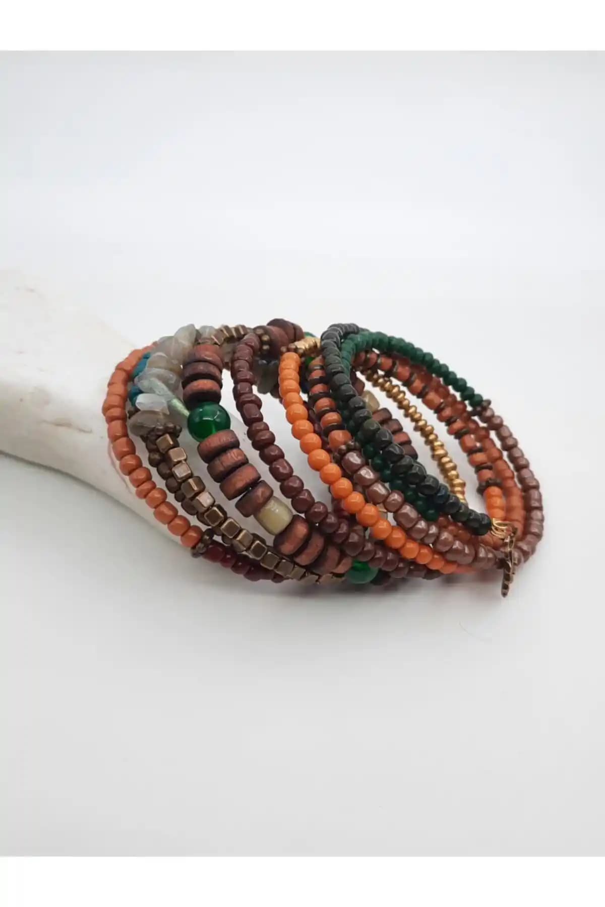 El Yapımı Doğal Taşlı Çoklu Bileklik - Şık ve Dayanıklı Tasarım