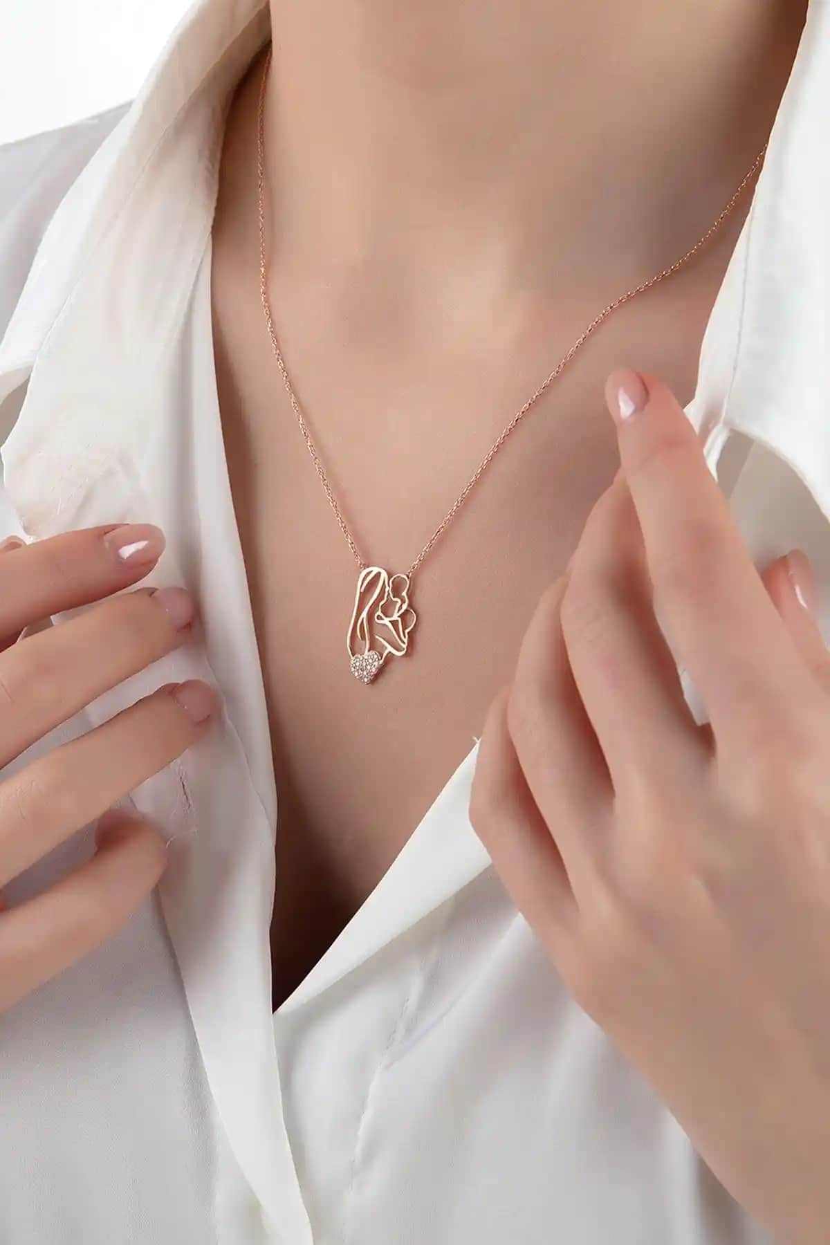 Else Silver Anne Bebek Gümüş Kolye 925 Ayar Zarif ve Dayanıklı Takı Seçeneği