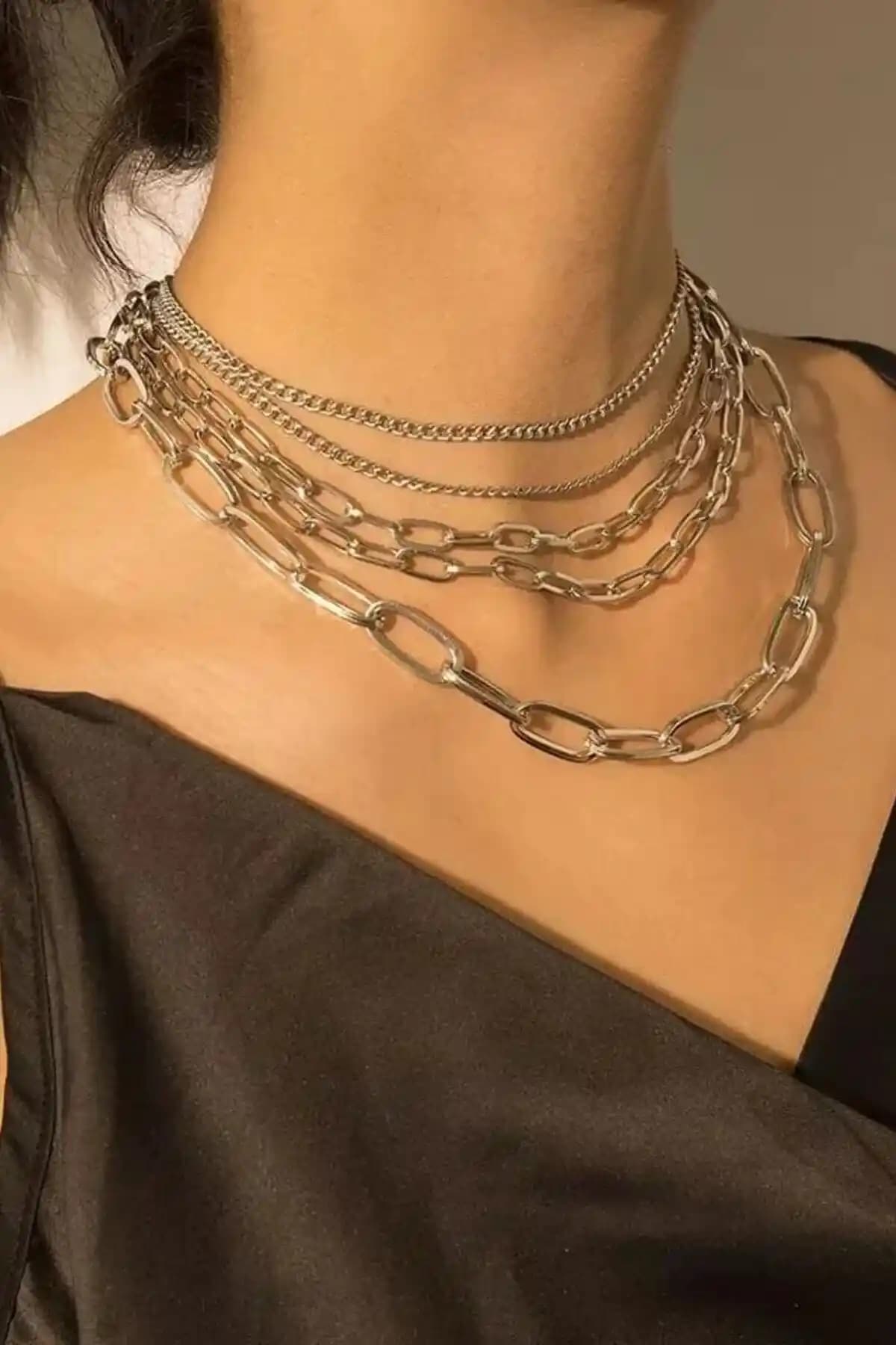 ESUSO 5'li Gümüş Kaplama Asansör Kolye, Zarif ve Modern Takı Seçeneği