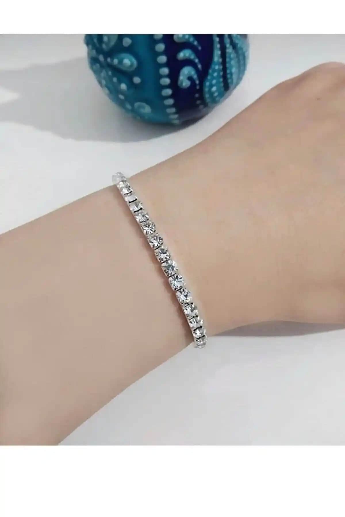 Everglow Jewelry Su Yolu Kare Zirkon Taşlı Kadın Gümüş Bileklik Tanıtımı