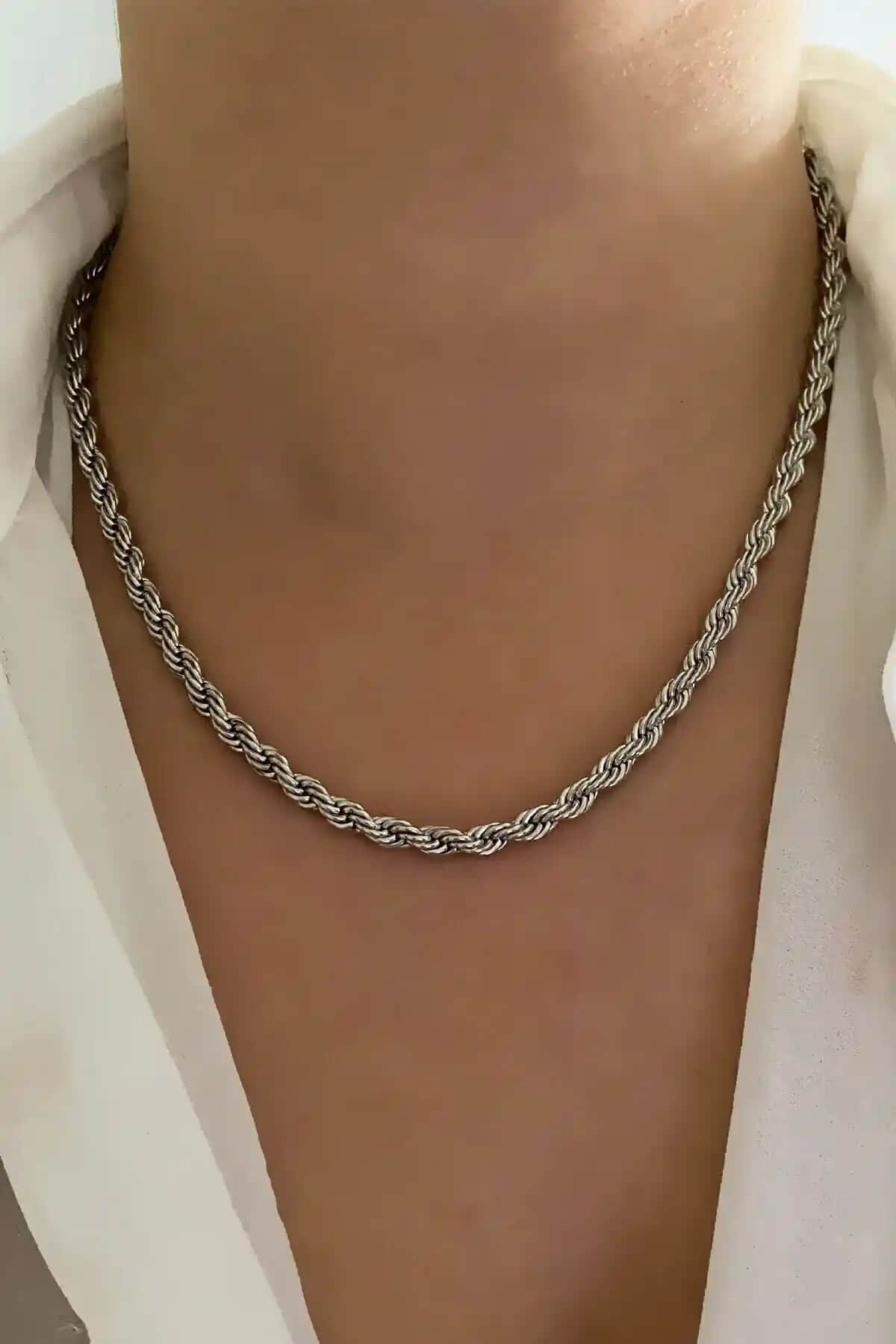 Fullcontrol Unisex Gümüş Renkli Kalın Burgu Zincir 45 cm Şık ve Dayanıklı Takı