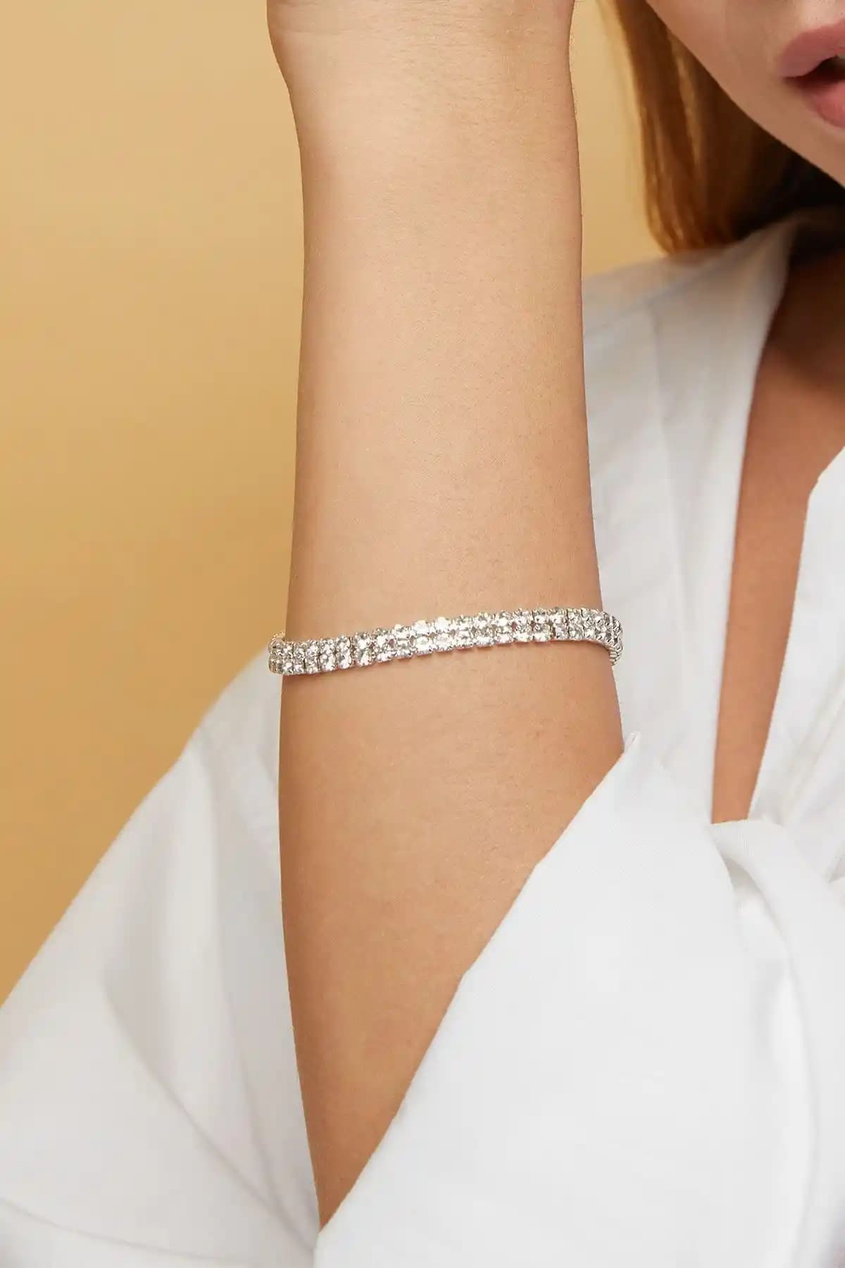 Furtek Aksesuar ve Ressia Zirkon Taşlı Bileklik Karşılaştırması