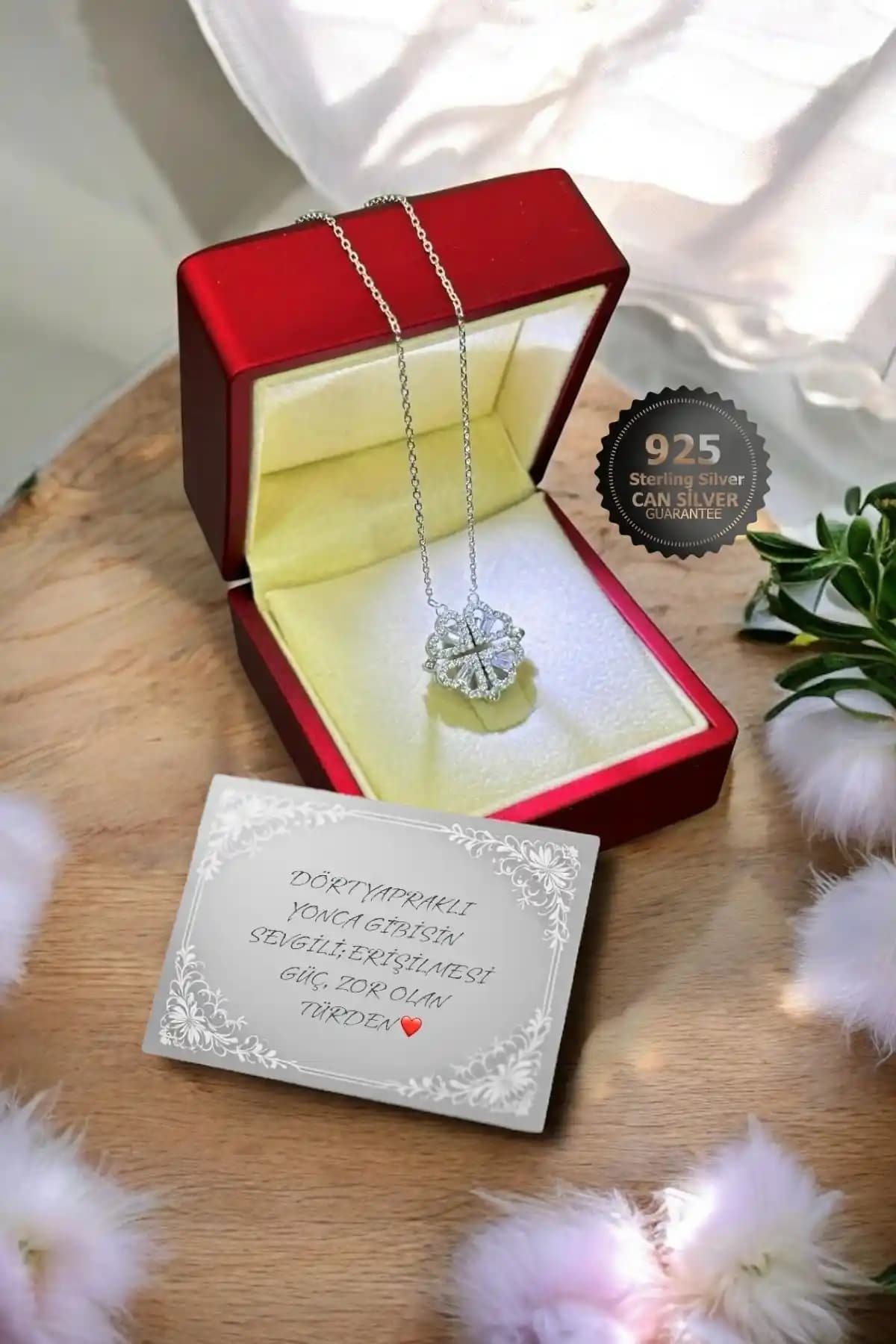 Gümüş Takı Seçenekleri: CAN SİLVER Aşk Kolyesi ve LOTUS JEWELLERY Lotus Çiçeği Kolye Karşılaştırması