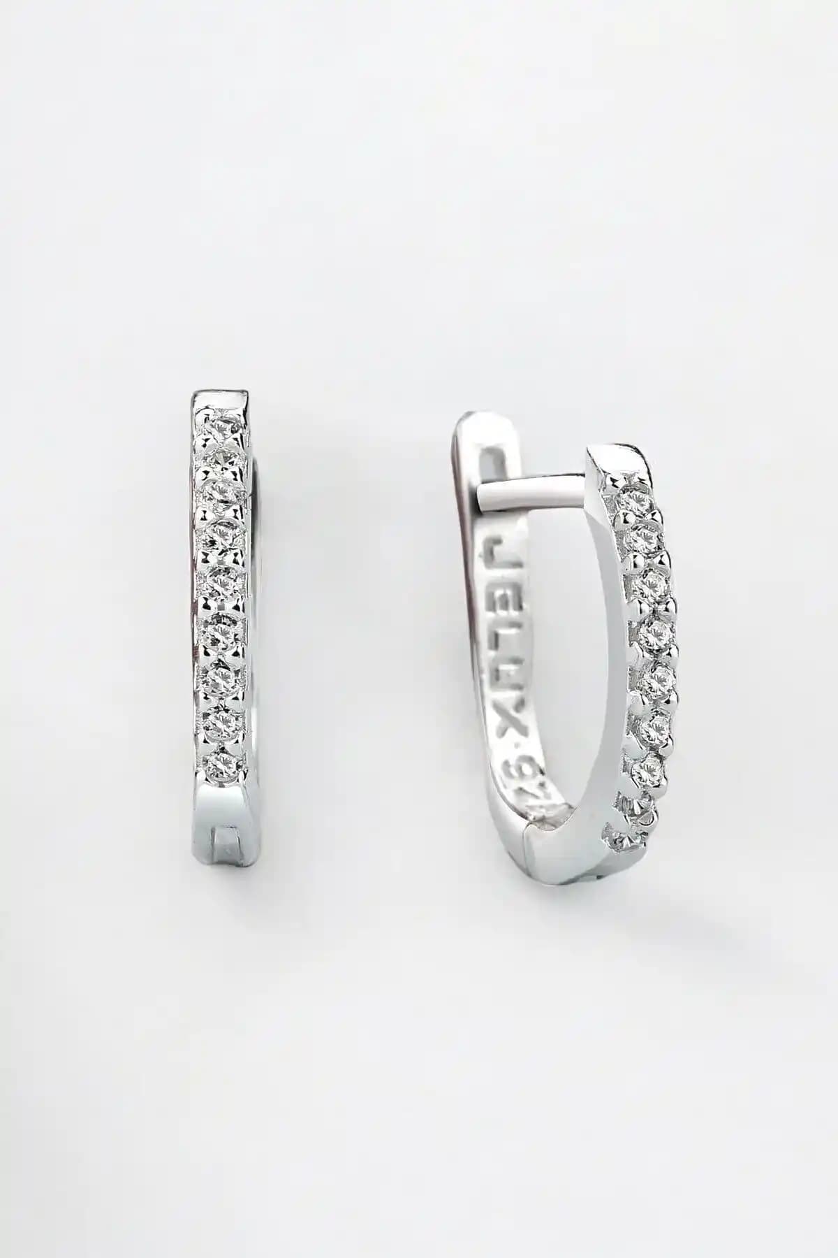 Jelux Silver 925 Ayar Gümüş Zirkon Taşlı Küpe Şıklık ve Kalite Bir Arada