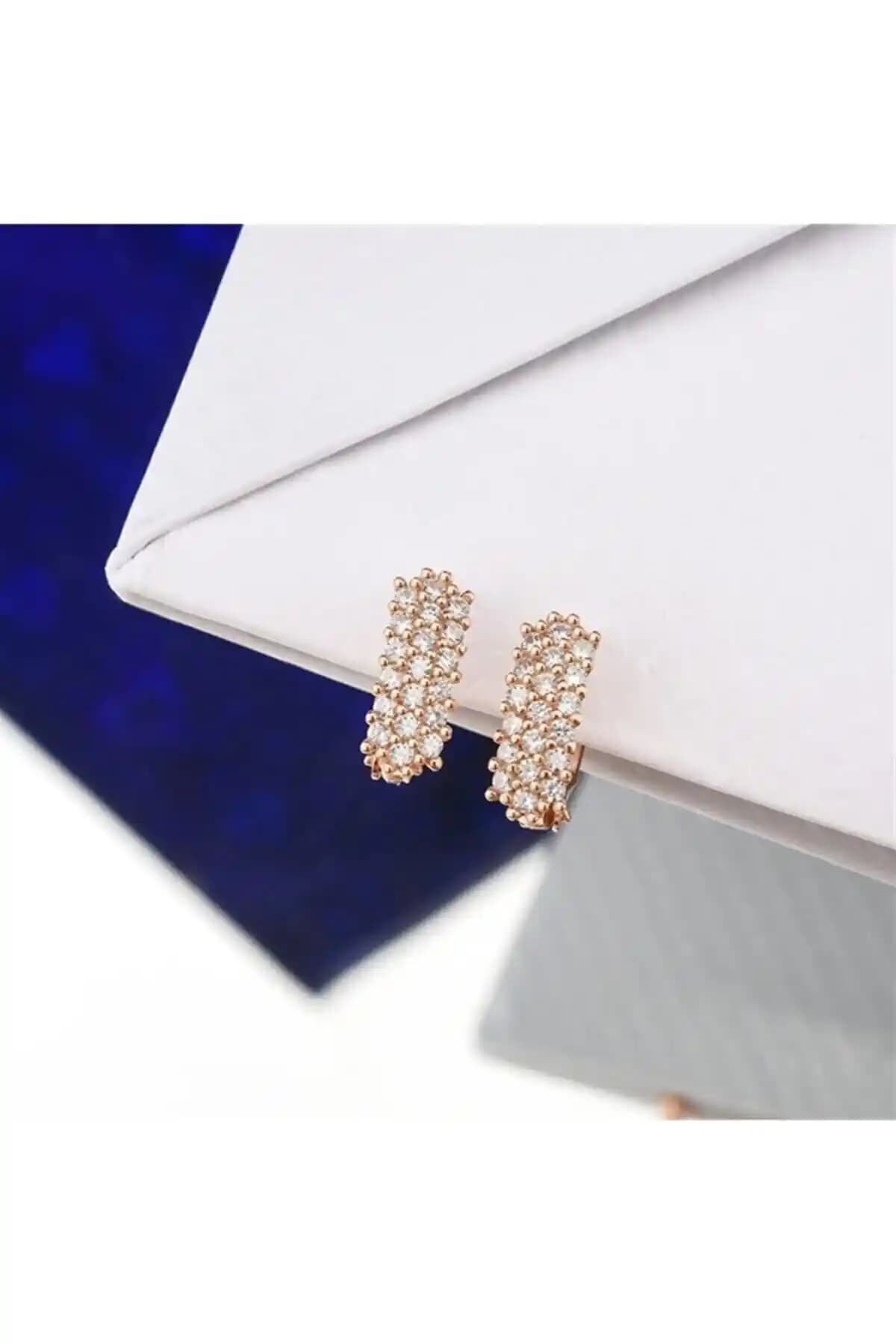 Jelux Silver Kadın Rose Renkli Zirkon Taşlı 925 Ayar Gümüş Küpe Şık Tasarım