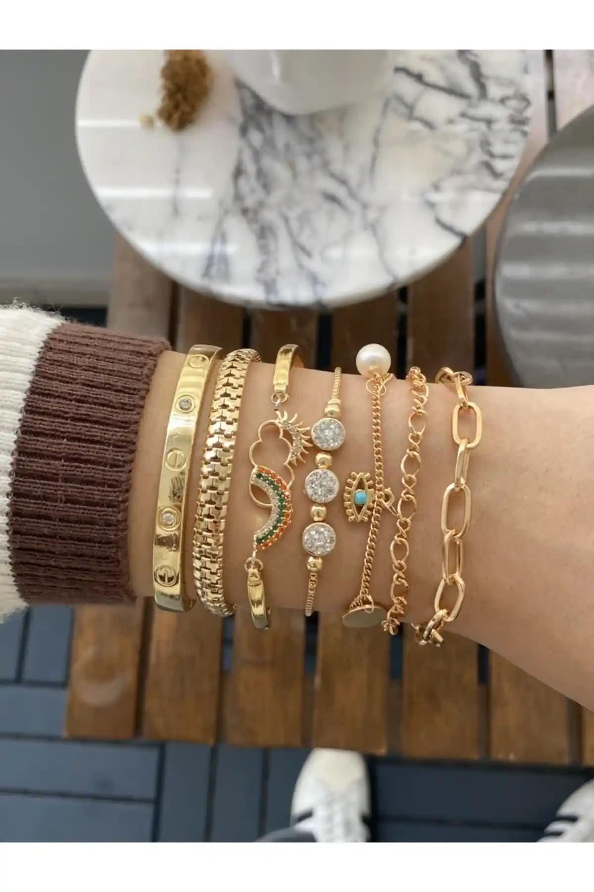 Jenny Daphne Kadınlar İçin Modern Altın Kaplama Bileklik Seti Şık ve Uygun Fiyatlı