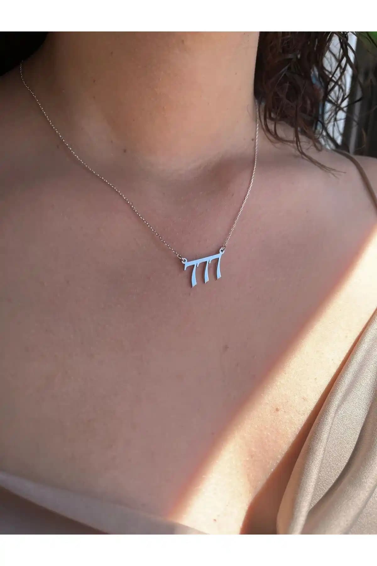 Jewelrydiary 777 Kolye: Özel Tasarım ve Kişisel Anlamlar Taşıyan Gümüş Takı