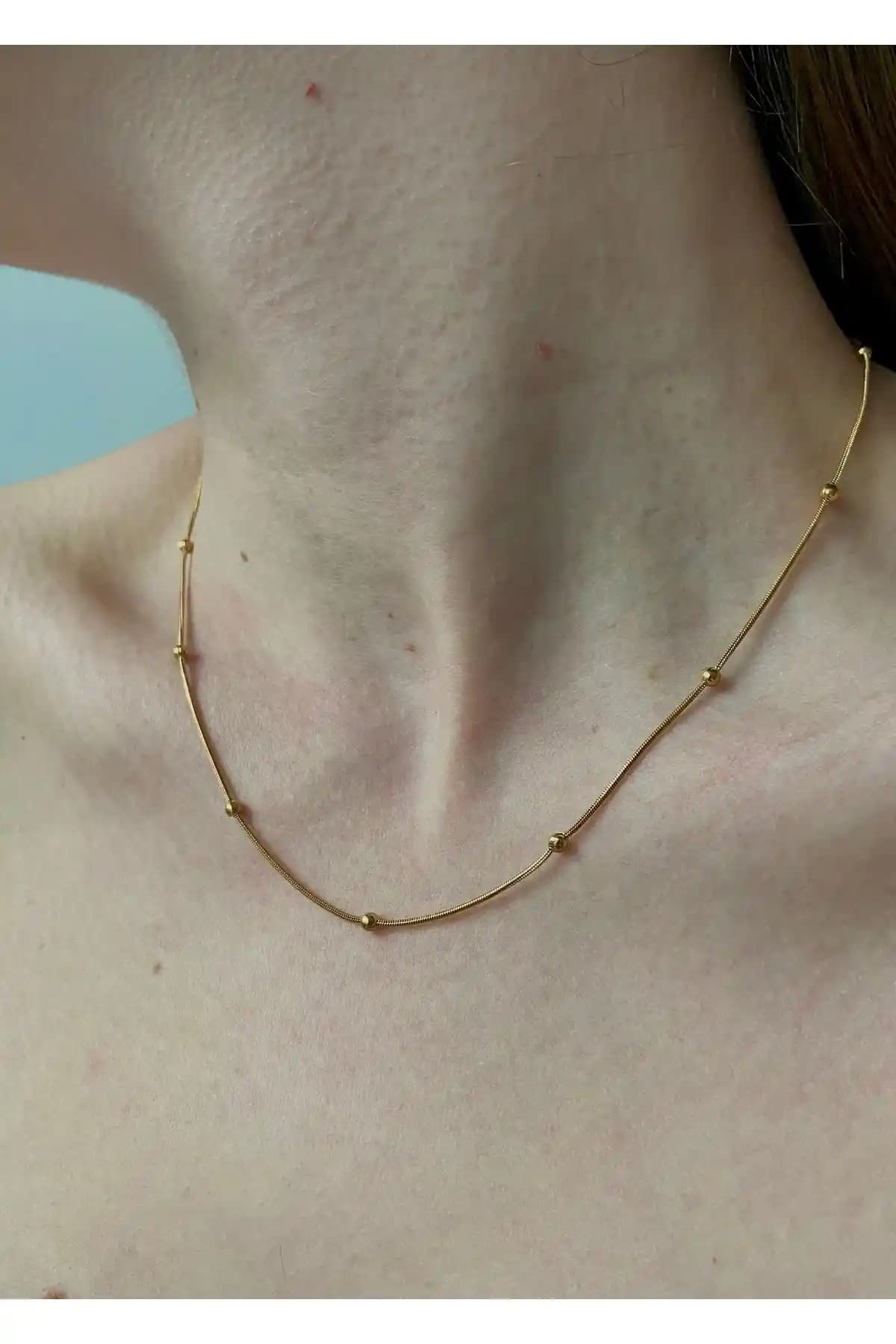 KİLİGİSTANBUL 45 Cm Gold Renk Çelik Topcuk Detaylı İnce Kolye - Şıklık ve Dayanıklılık Sunan Zarif Takı