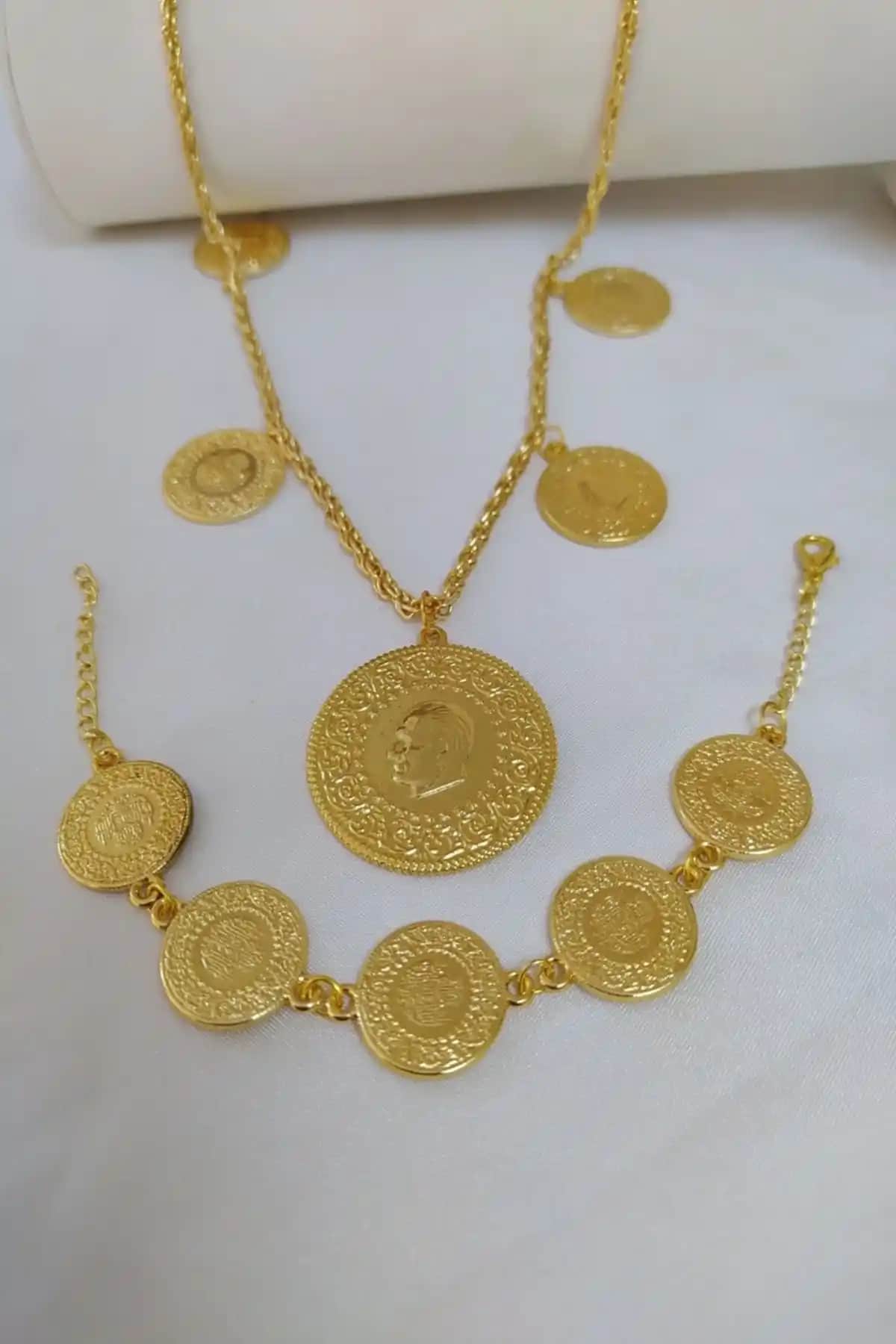 KOBA Altın Renkli 5'li Takı Seti Günlük Şıklık ve Tarz İçin Uygun Alternatif