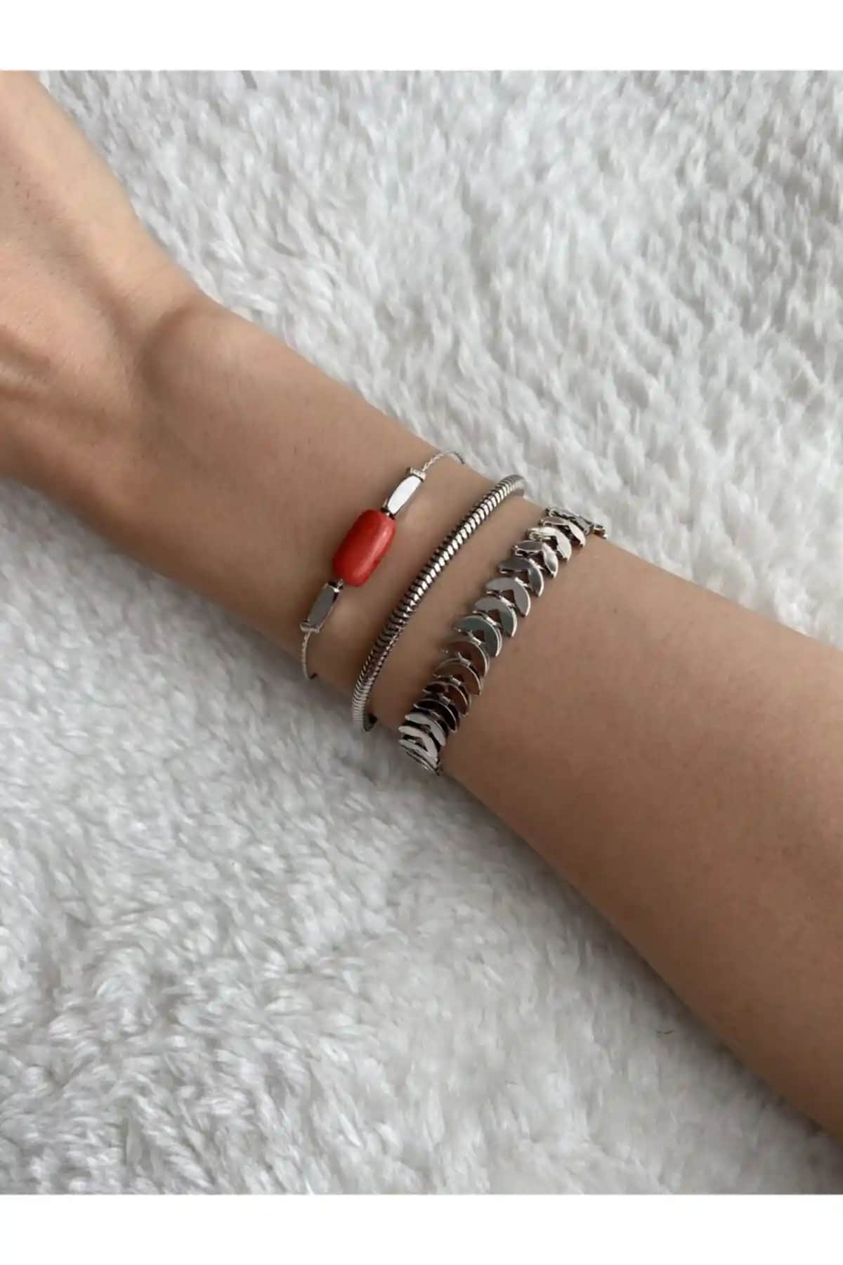 MagicStone Mercan Doğal Taşlı Üçlü Kombin Bileklik Şık ve Dayanıklı Takı Seti