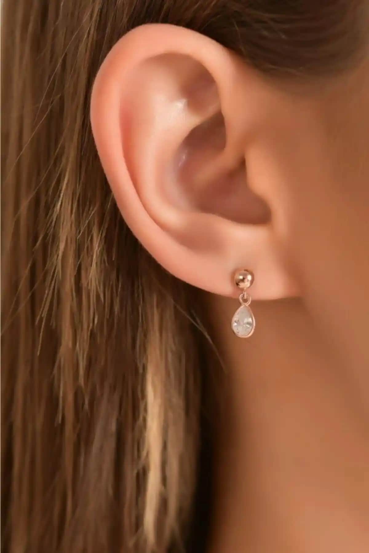 Mai Silver Kadın 925 Ayar Gümüş Beyaz Taşlı Damla Küpe - Zarif ve Dayanıklı Takı Seçeneği