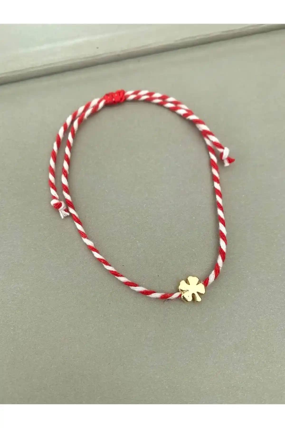 Marteniçka Bileklik Karşılaştırması: Şık ve Anlamlı Tasarımların Detaylı İncelemesi