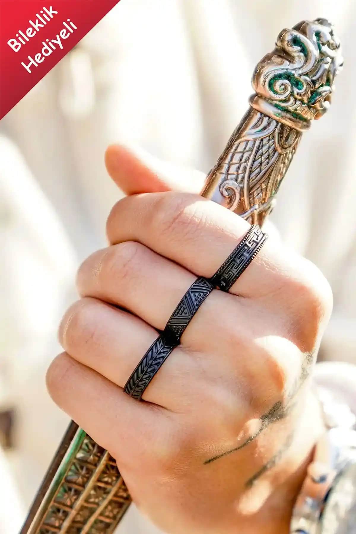 Modern Siyah Üçgen Desenli Labirent Tasarımlı Unisex Yüzük Seti