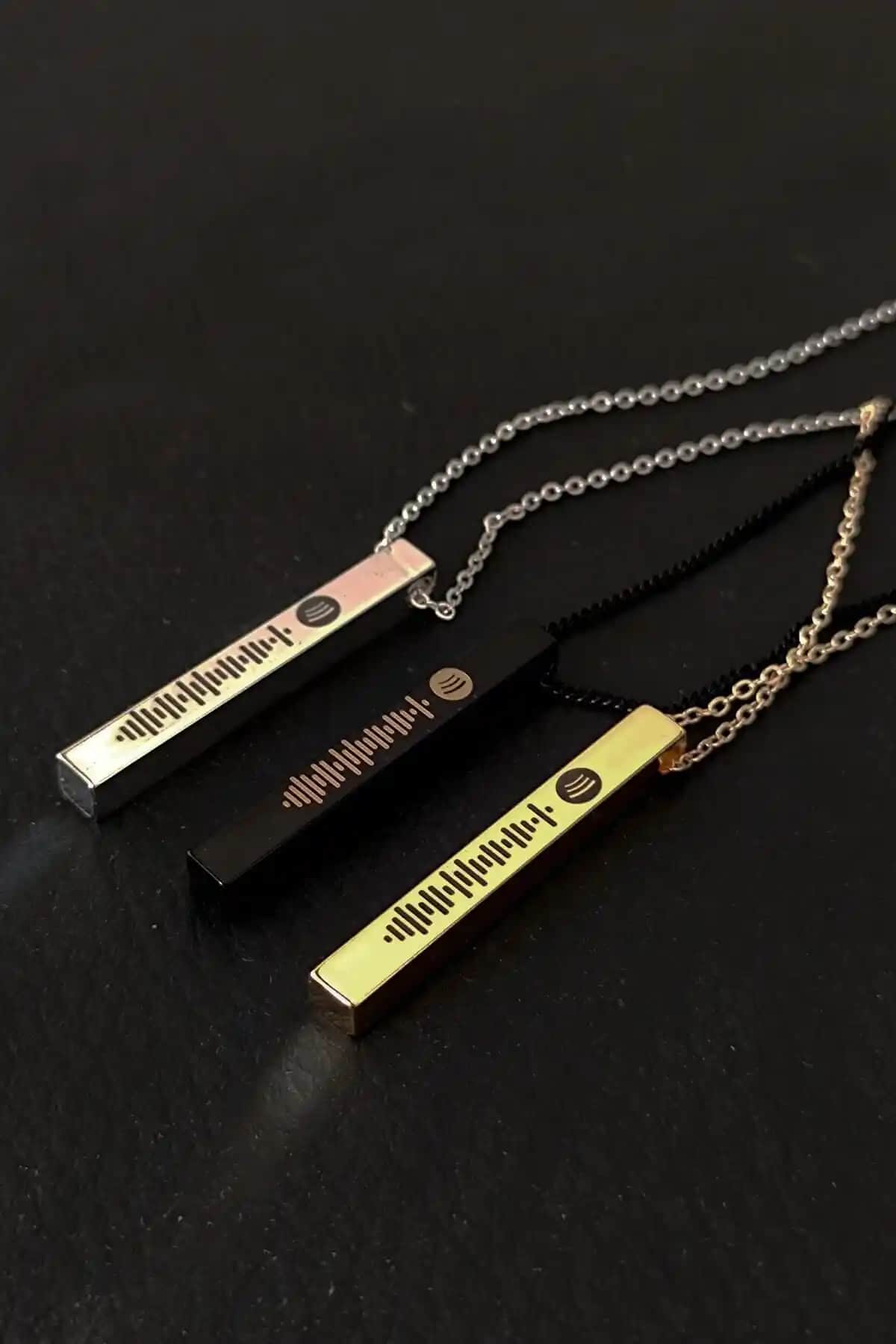 OshoLife Unisex Spotify Kodlu Siyah Bijuteri Çubuk Bar Kolye İncelemesi ve Özellikleri