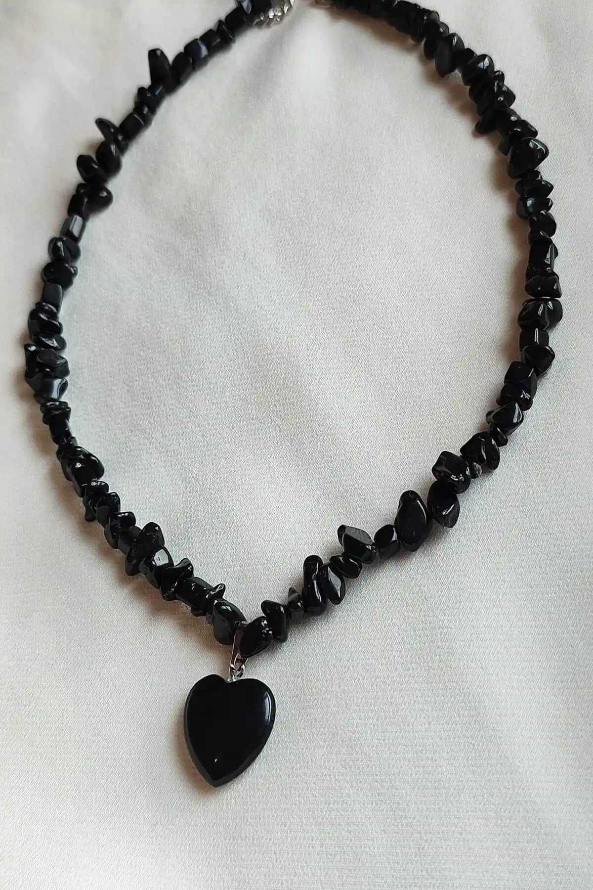 Sertifikalı Oniks Kırıktaş Kalp Kolye - Doğal Taşlı Zarif Takı Seçenekleri